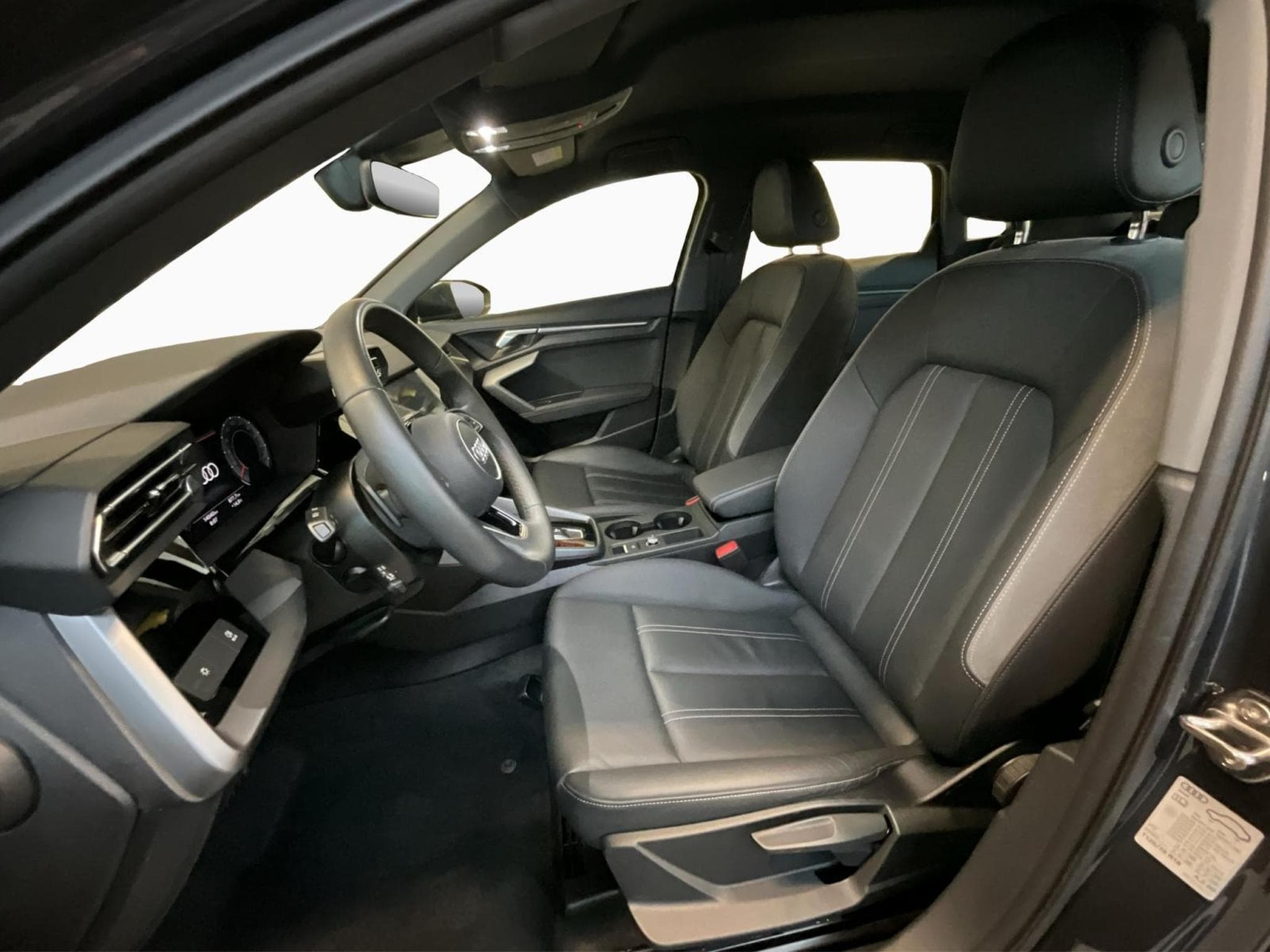 Audi A3 SB+Advanced+30TFSI+S-Tronic (2025) - Foto 9