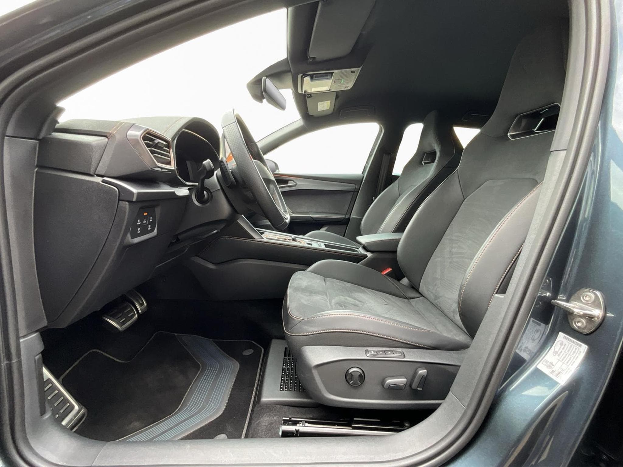 Cupra Leon DSG+Pure-Perf.+Dinamica+Int.Drive (2025) - Foto 9