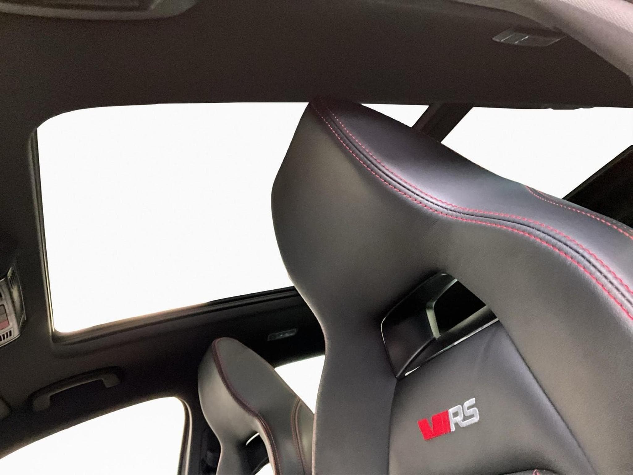 Skoda Kodiaq RS+DSG+4x4+StandH.+Sound (2023) - Foto 15