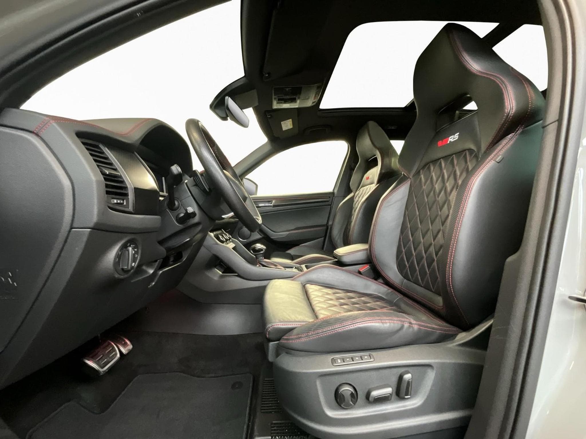 Skoda Kodiaq RS+DSG+4x4+StandH.+Sound (2023) - Foto 9