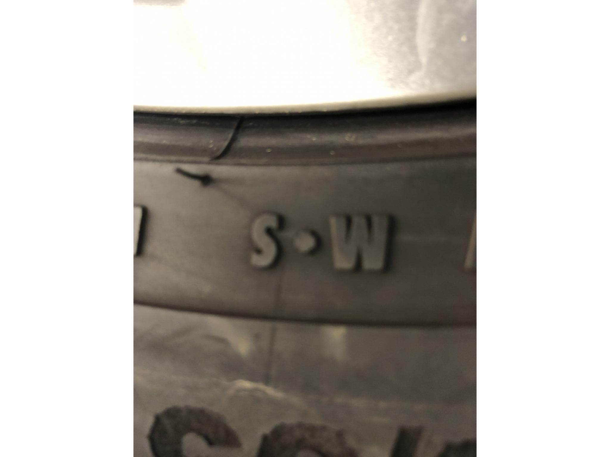 Jantes alu + Pneus é – 18" - Photo 5