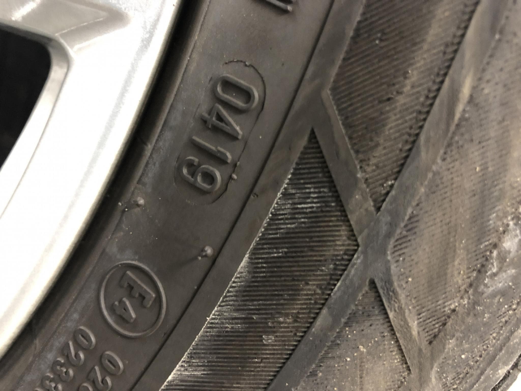 Jantes alu + Pneus é – 18" - Photo 7