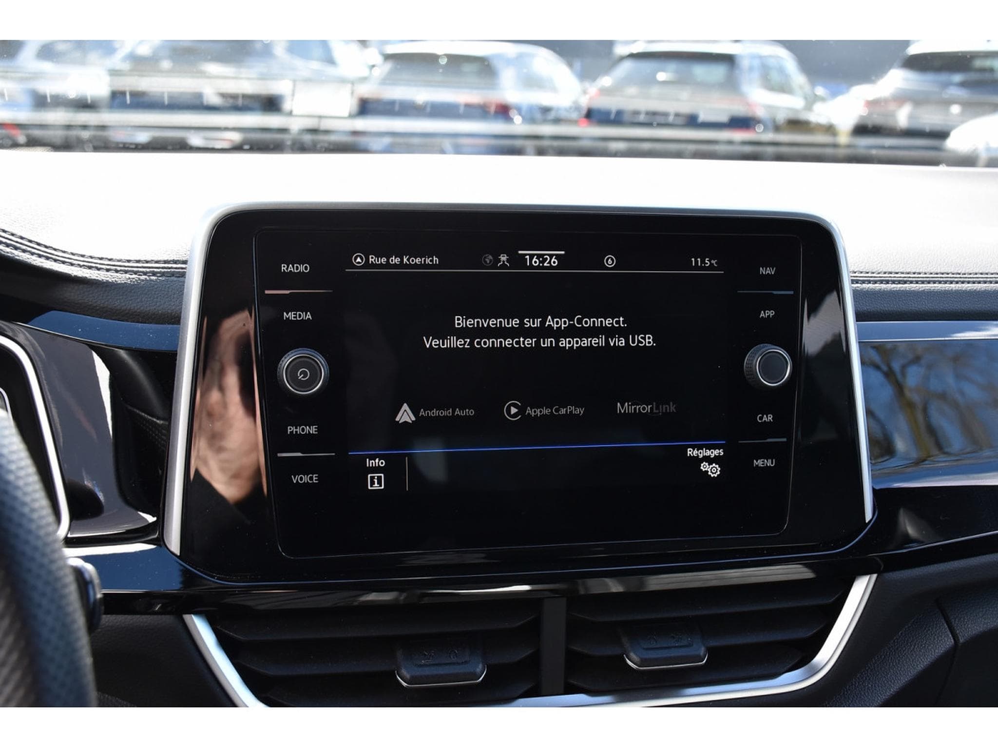 VW T-Roc 1.5 TSI R-Line DSG CUIR MEMO TRAVEL SIDE GPS PARK CAM 1°MAIN (2023) - Foto 12