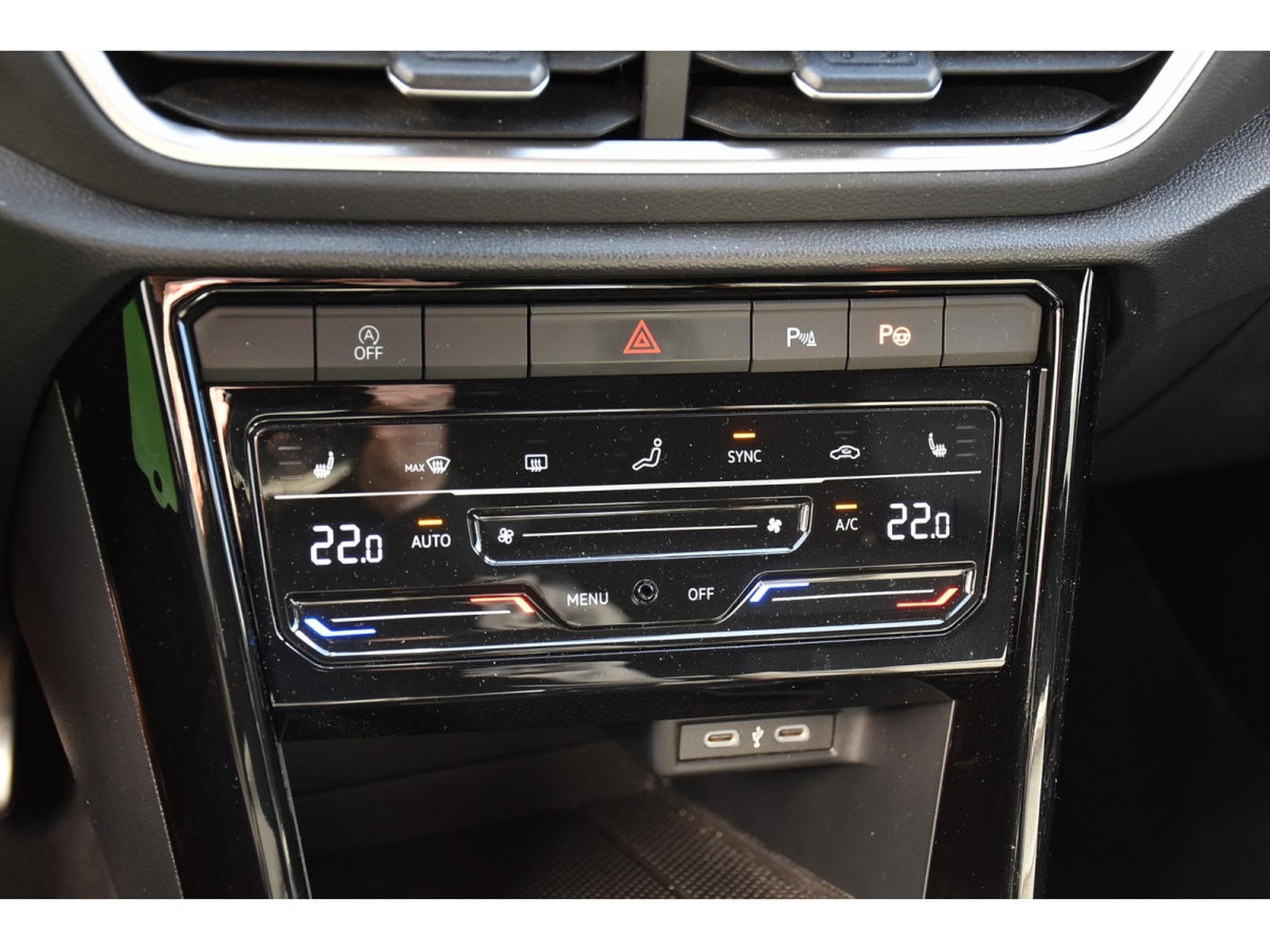 VW T-Roc 1.5 TSI R-Line DSG CUIR MEMO TRAVEL SIDE GPS PARK CAM 1°MAIN (2023) - Foto 17