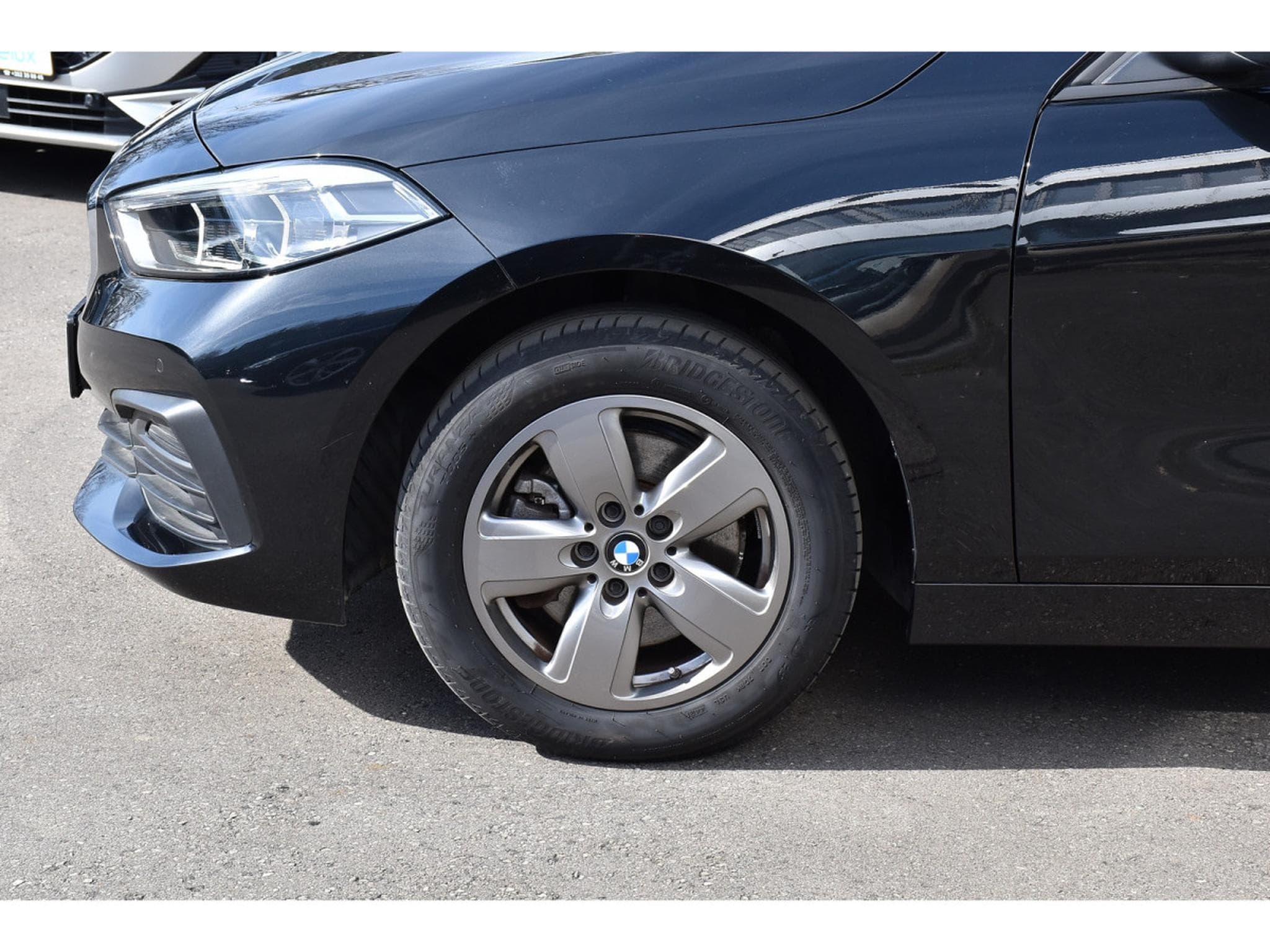 BMW 118 i CLIMA REGUL LANE LED PDC 1° MAIN (2022) - Foto 5