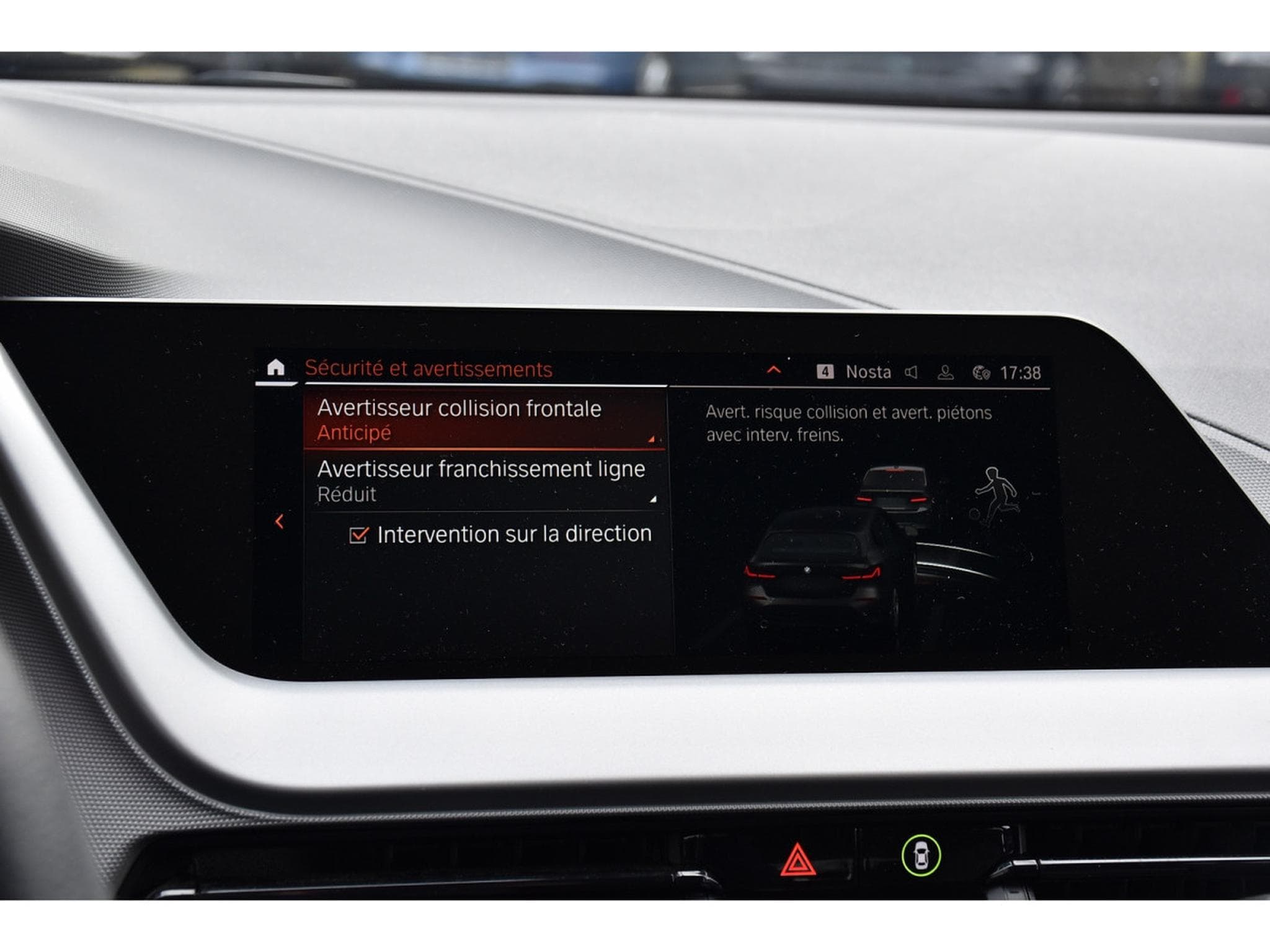 BMW 116 d CLIMA REGUL LANE LED PDC 1° MAIN (2023) - Foto 15