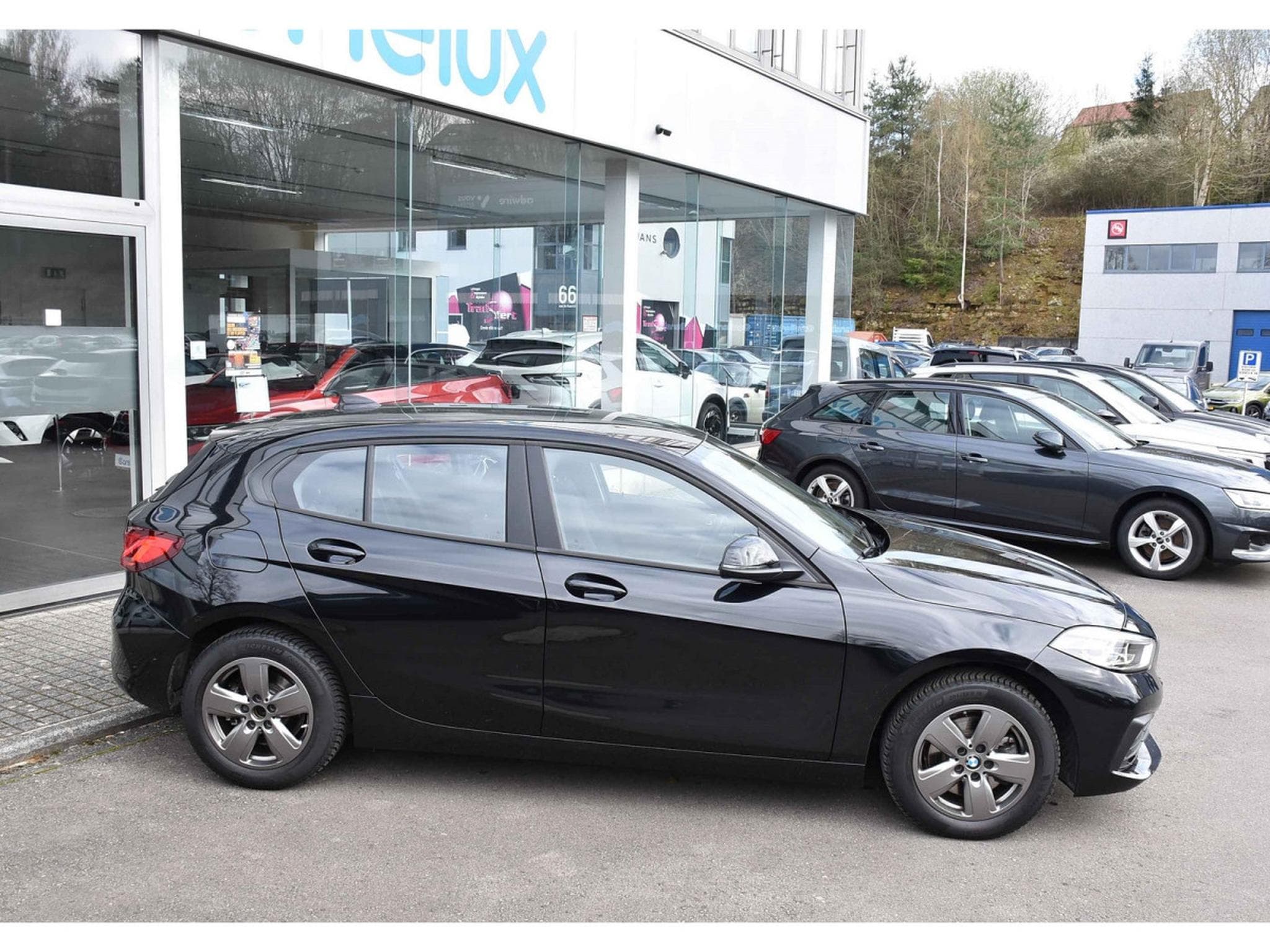 BMW 116 d CLIMA REGUL LANE LED PDC 1° MAIN (2023) - Foto 3