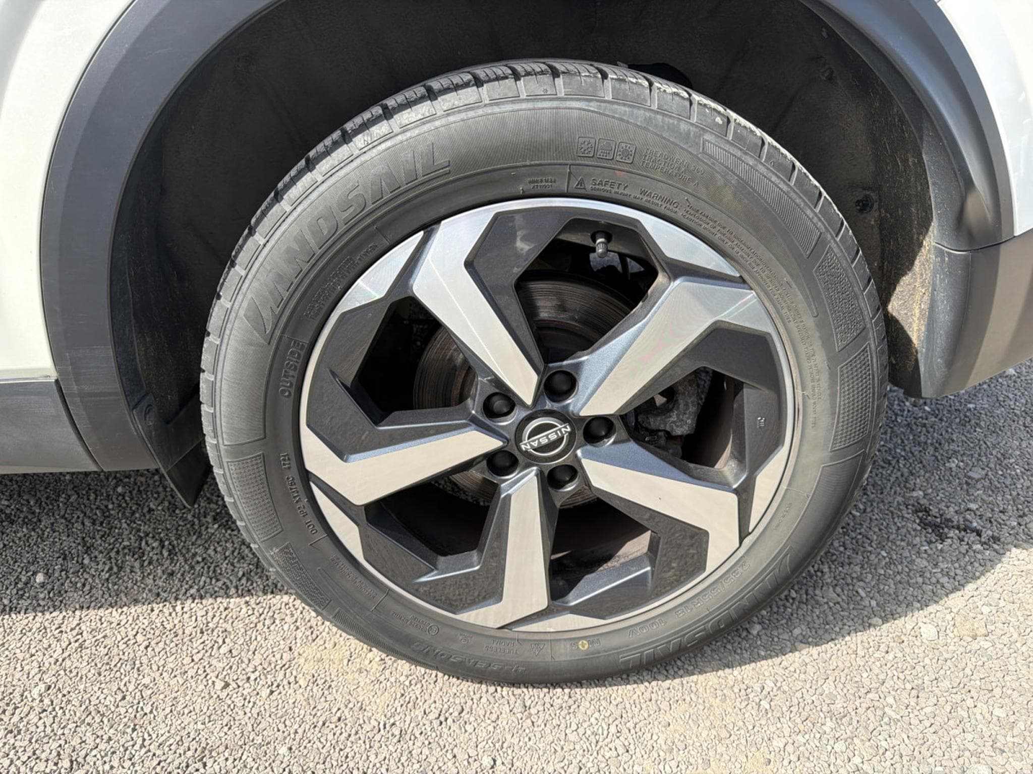 Nissan Qashqai 1.3 HYBRIDE 158CV AUTO CONNECT (2022) - Photo 4