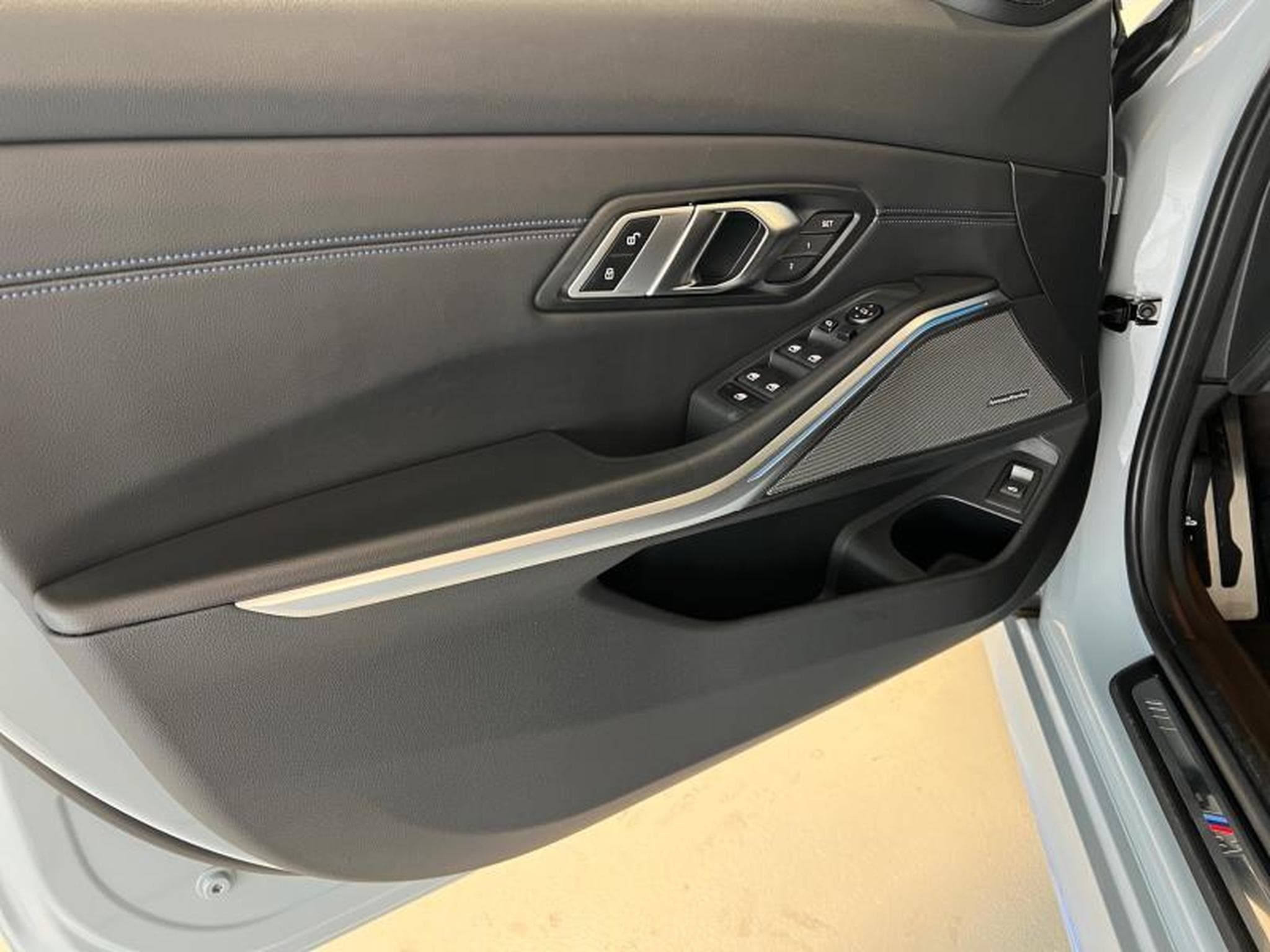 BMW 320 Pack M (2023) - Foto 18