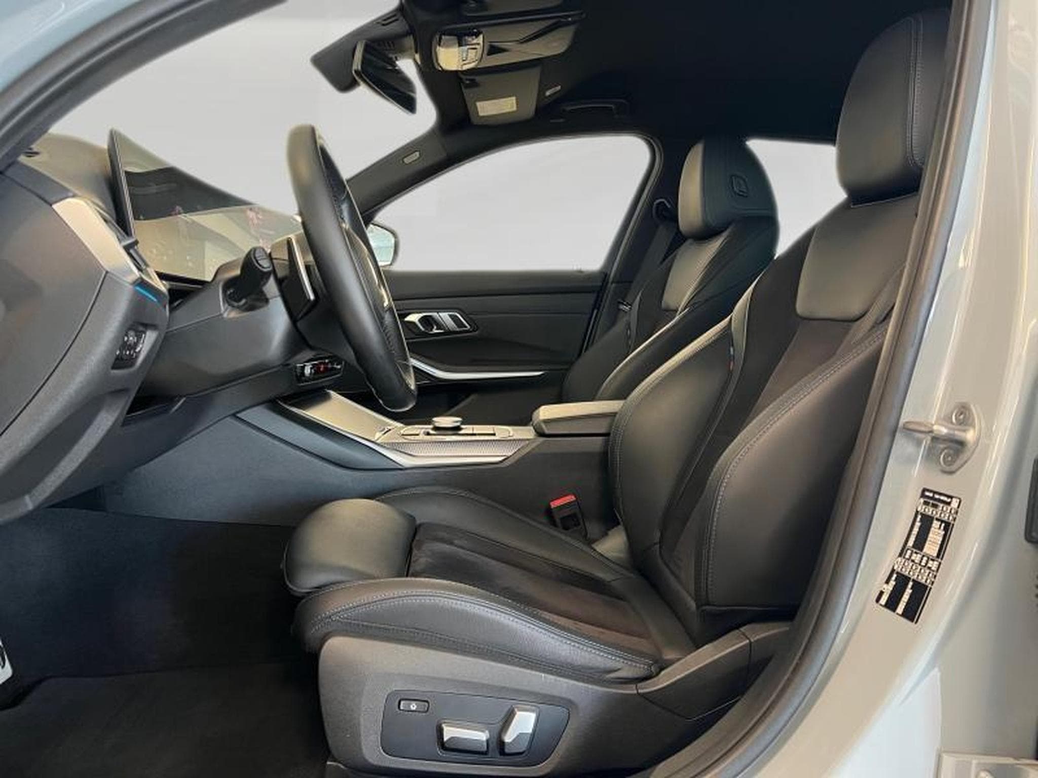 BMW 320 Pack M (2023) - Foto 9