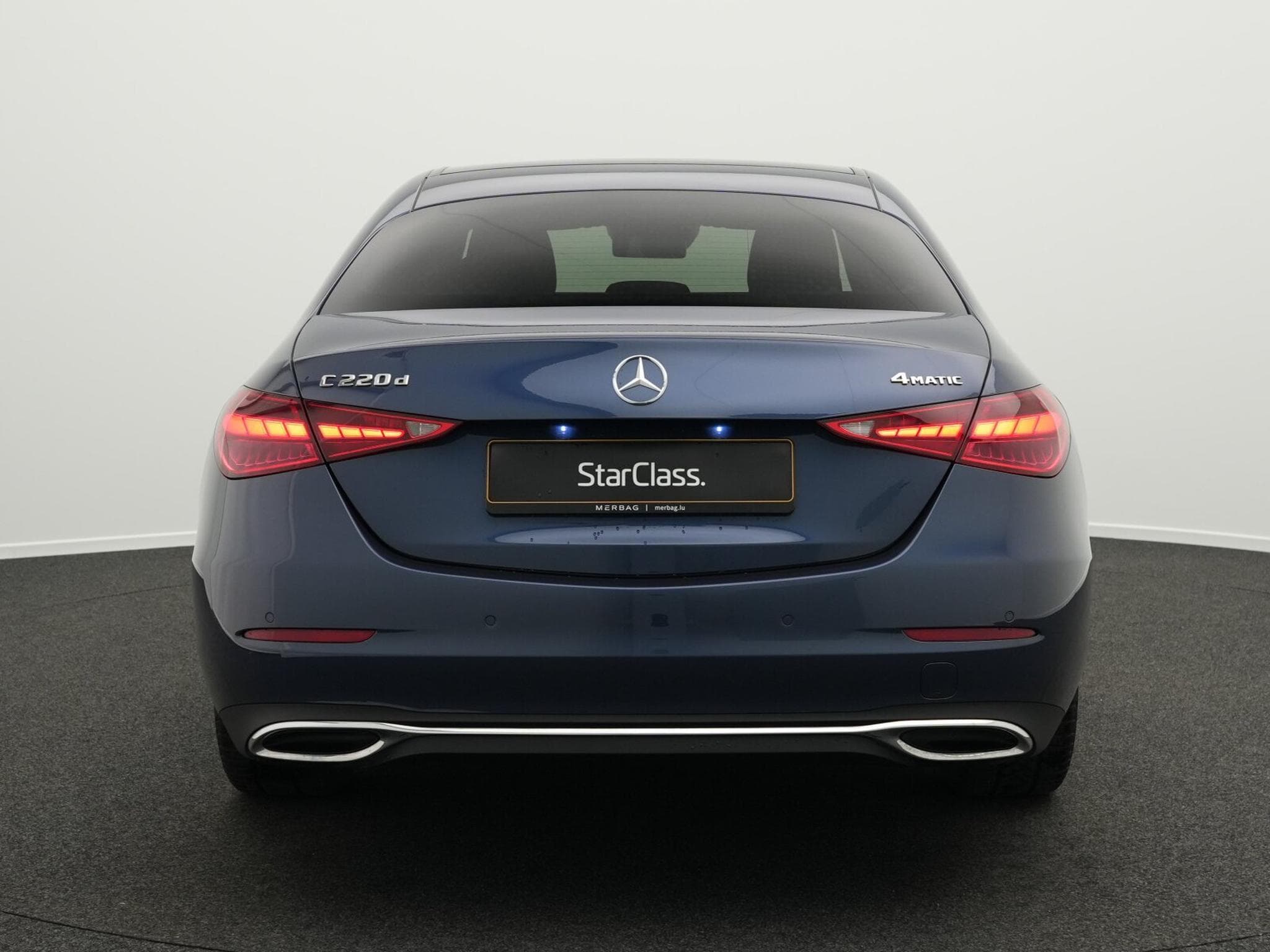 Mercedes C 220 d 4MATIC (2024) - Foto 4