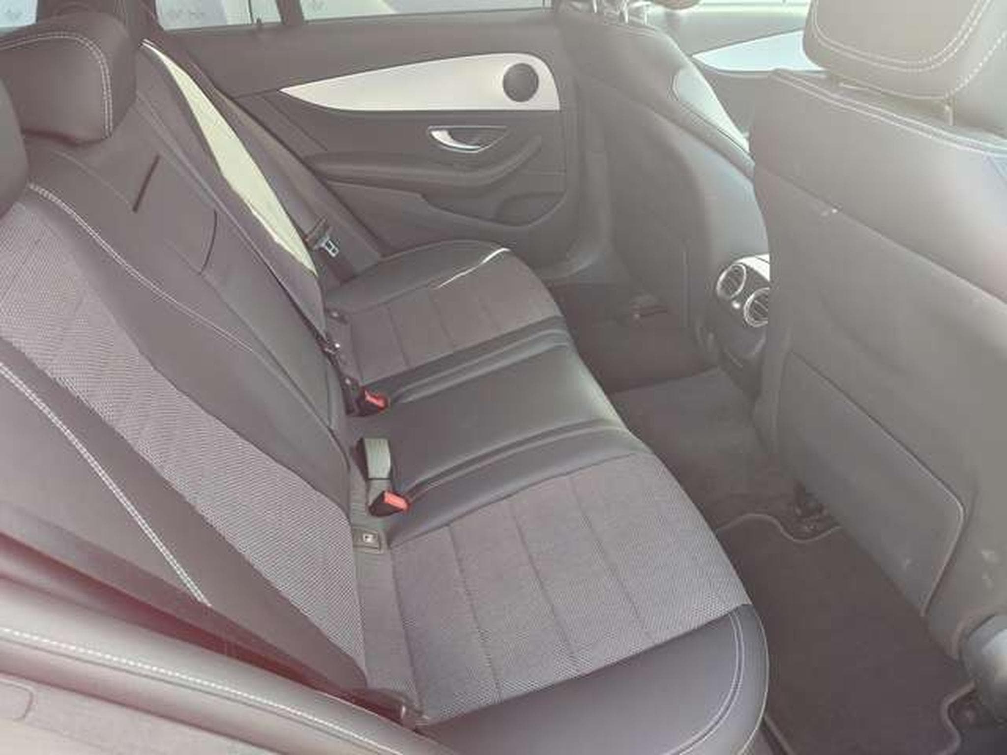 Mercedes E 220 E 220 d (EU6d-TEMP) (2020) - Foto 10