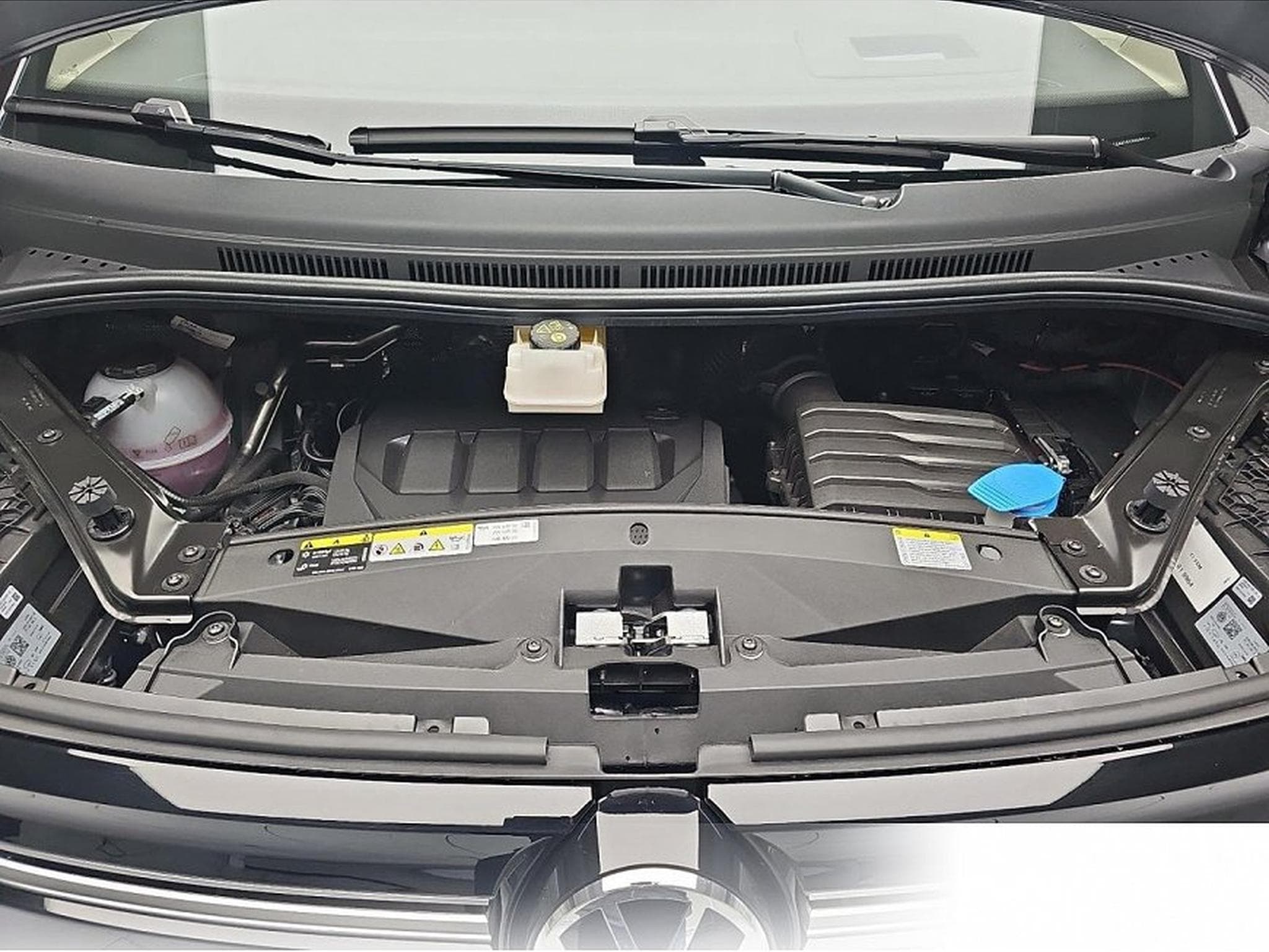 VW Multivan (2026) - Photo 14