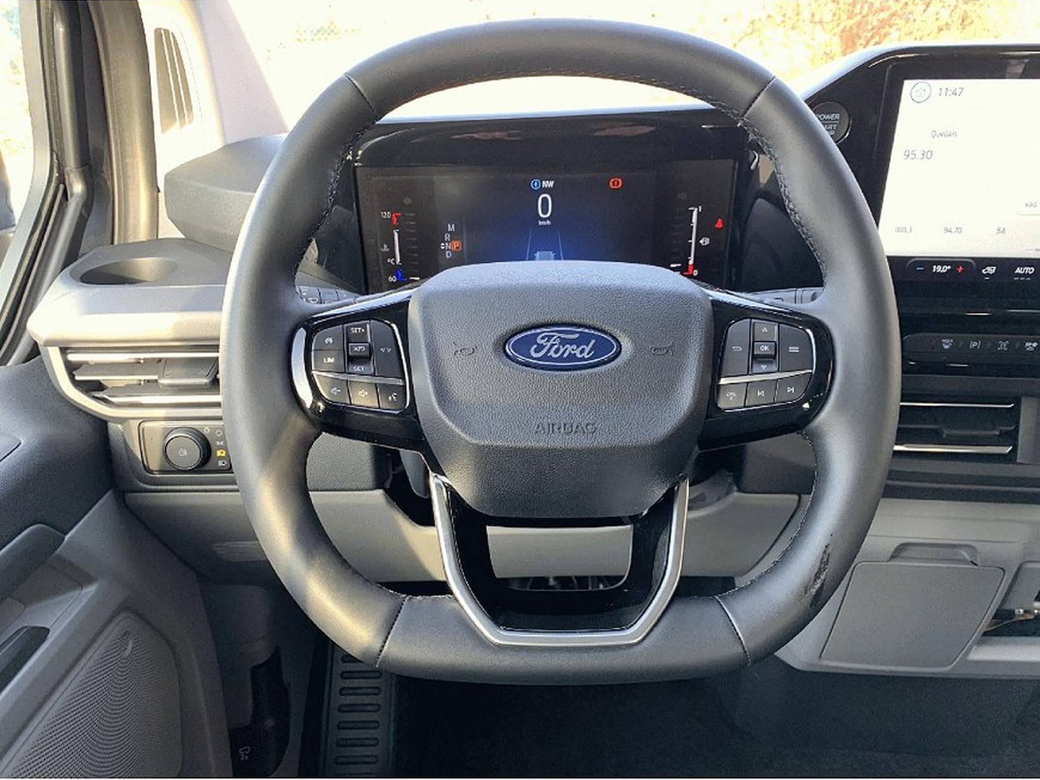 Ford Tourneo (2026) - Photo 7