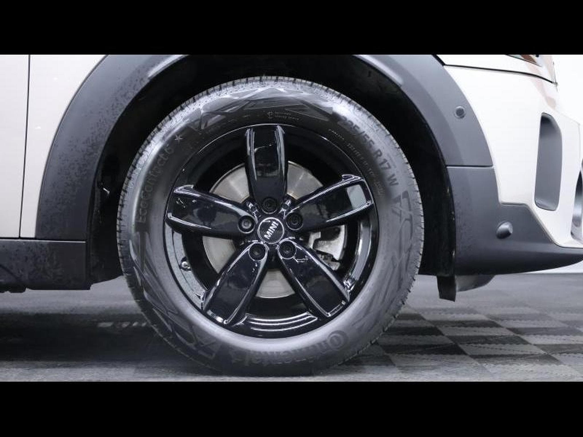 MINI Countryman 136cv Steptronic (2021) - Photo 10