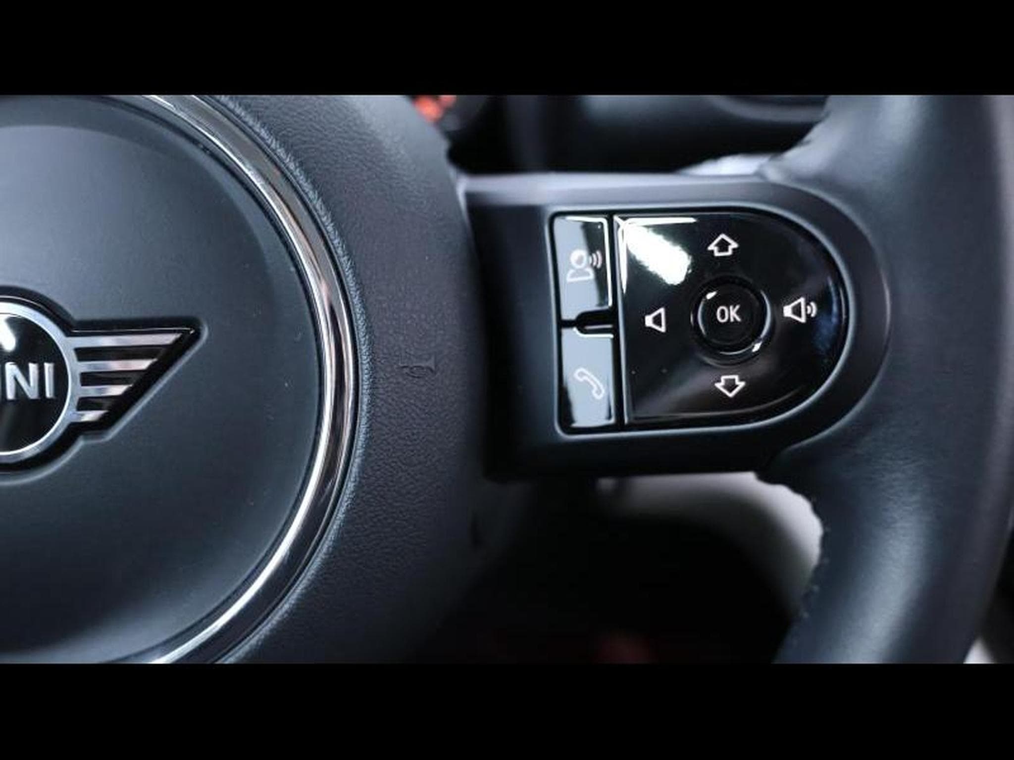 MINI Countryman 136cv Steptronic (2021) - Photo 17