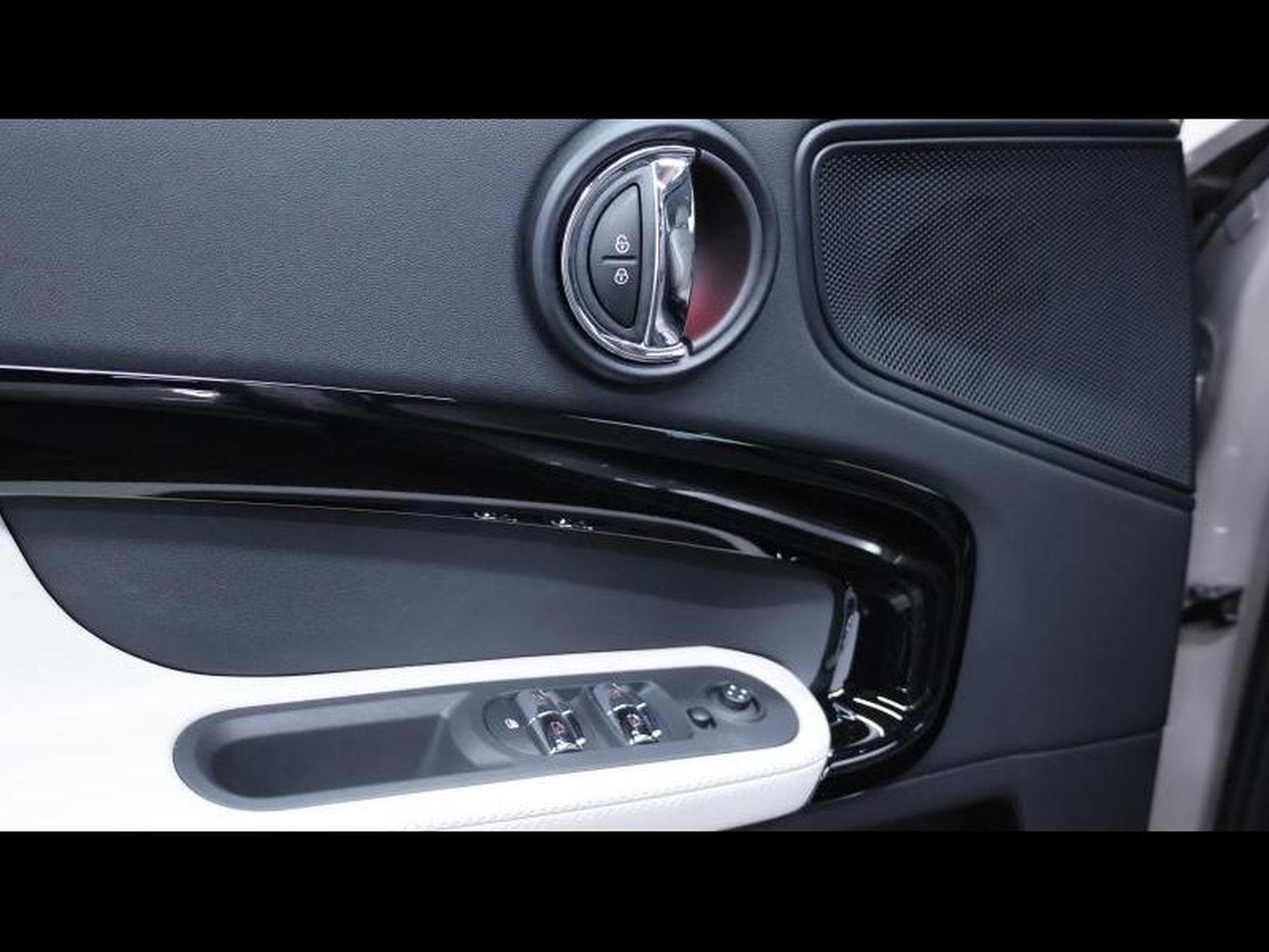 MINI Countryman 136cv Steptronic (2021) - Photo 24