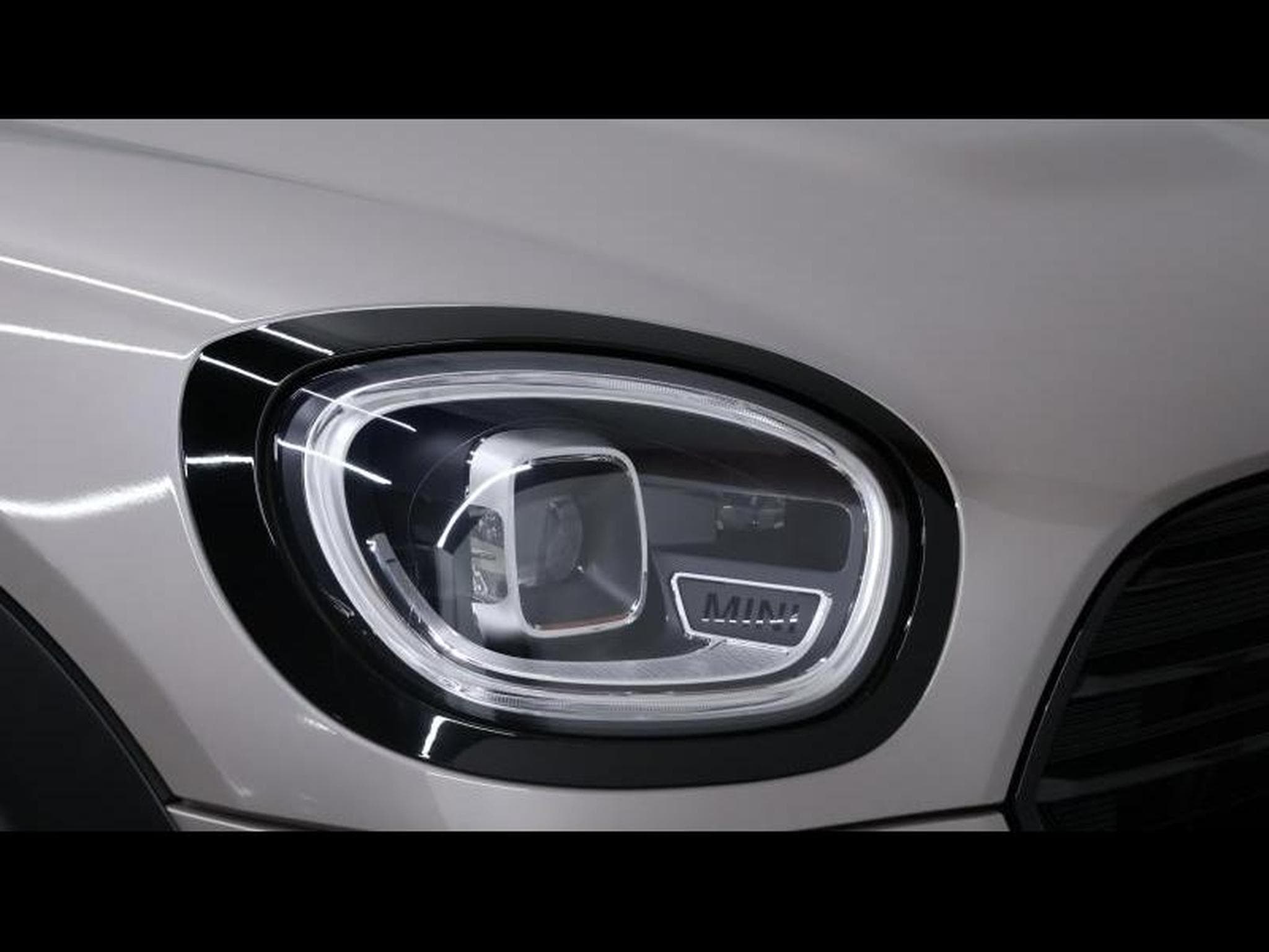 MINI Countryman 136cv Steptronic (2021) - Photo 8