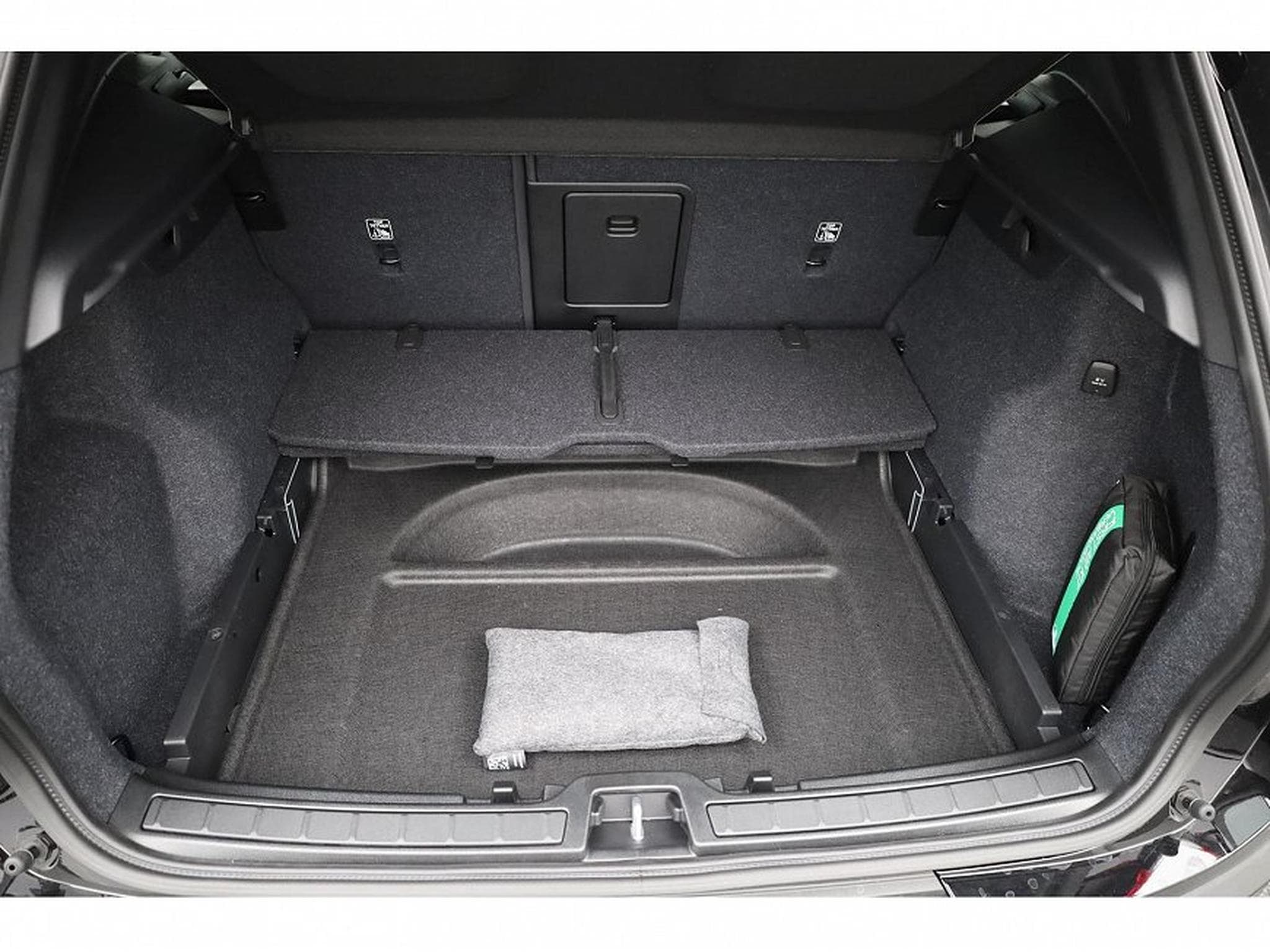 Volvo XC40 (2026) - Photo 10