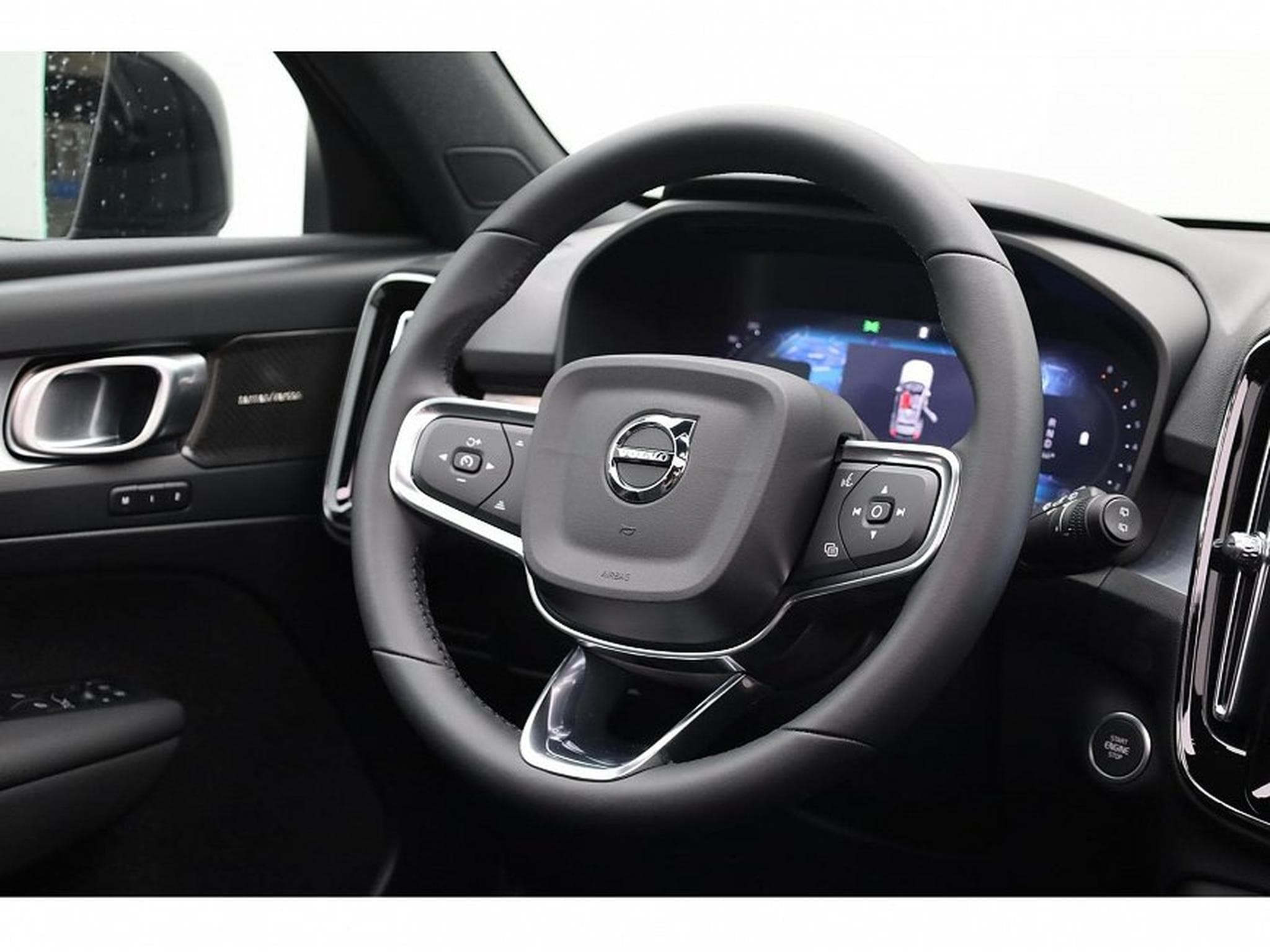 Volvo XC40 (2026) - Photo 25