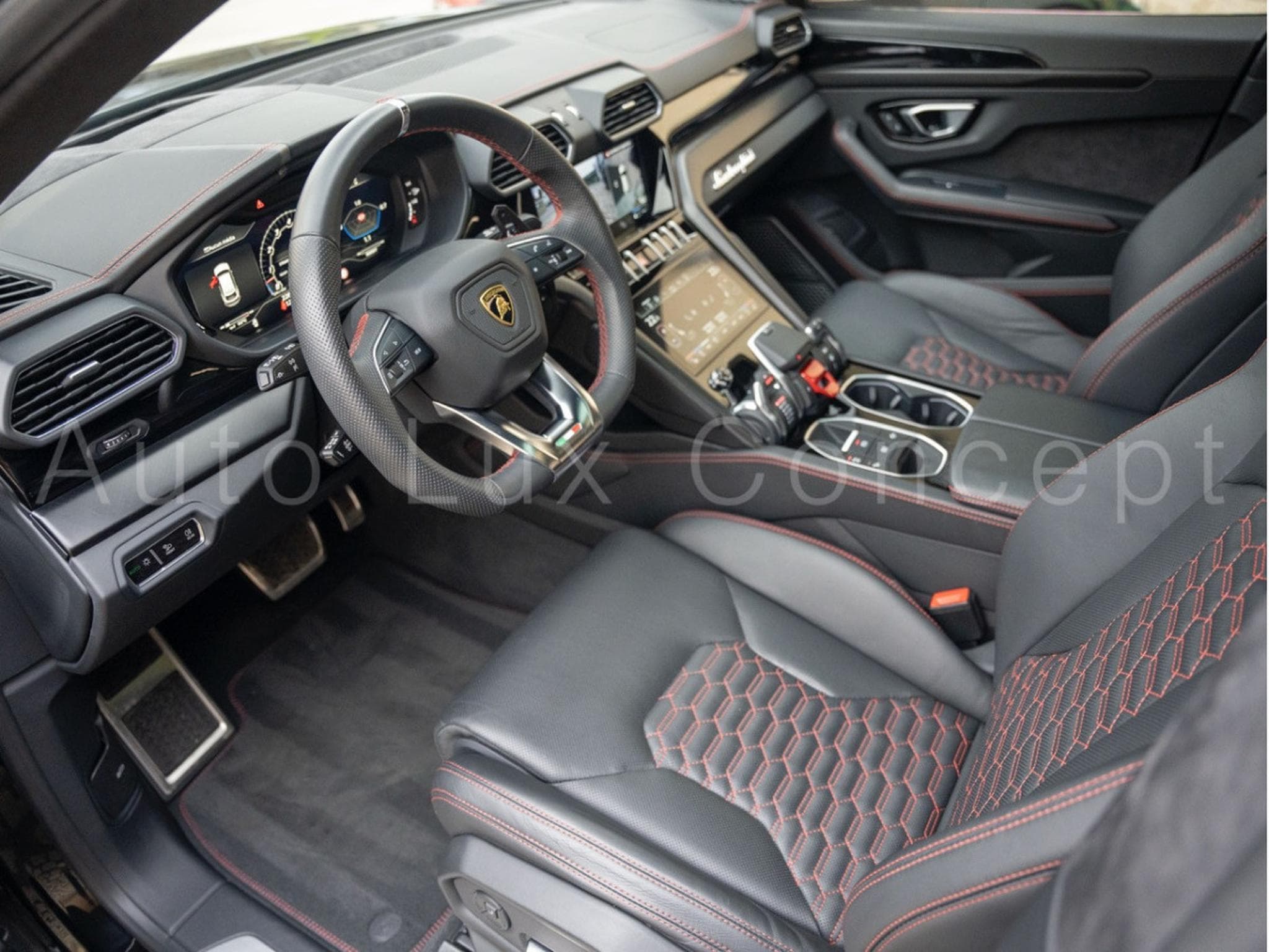 Lamborghini Urus 4.0 V8 (2022) - Photo 5