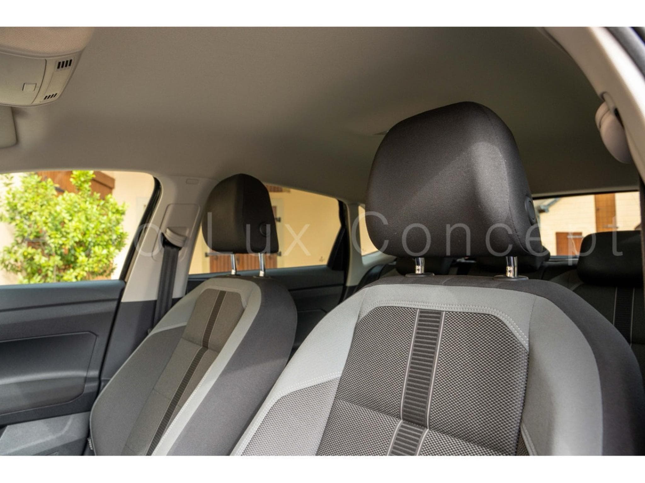 VW Polo 1.6 TDI R-Line DSG (2018) - Photo 22