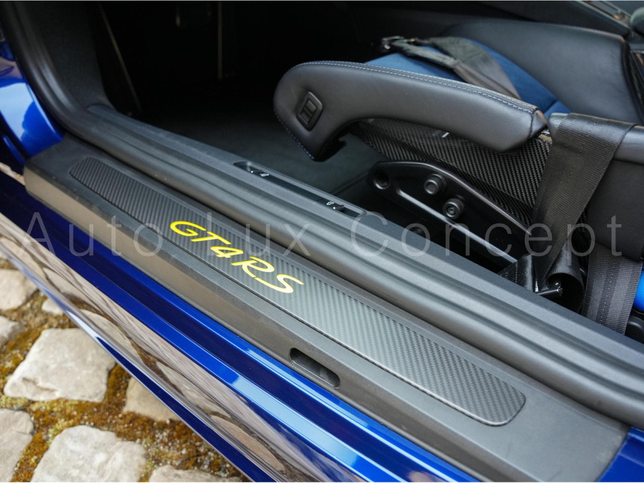 Porsche Cayman 718 GT4 RS Pack Weissach (2023) - Photo 24