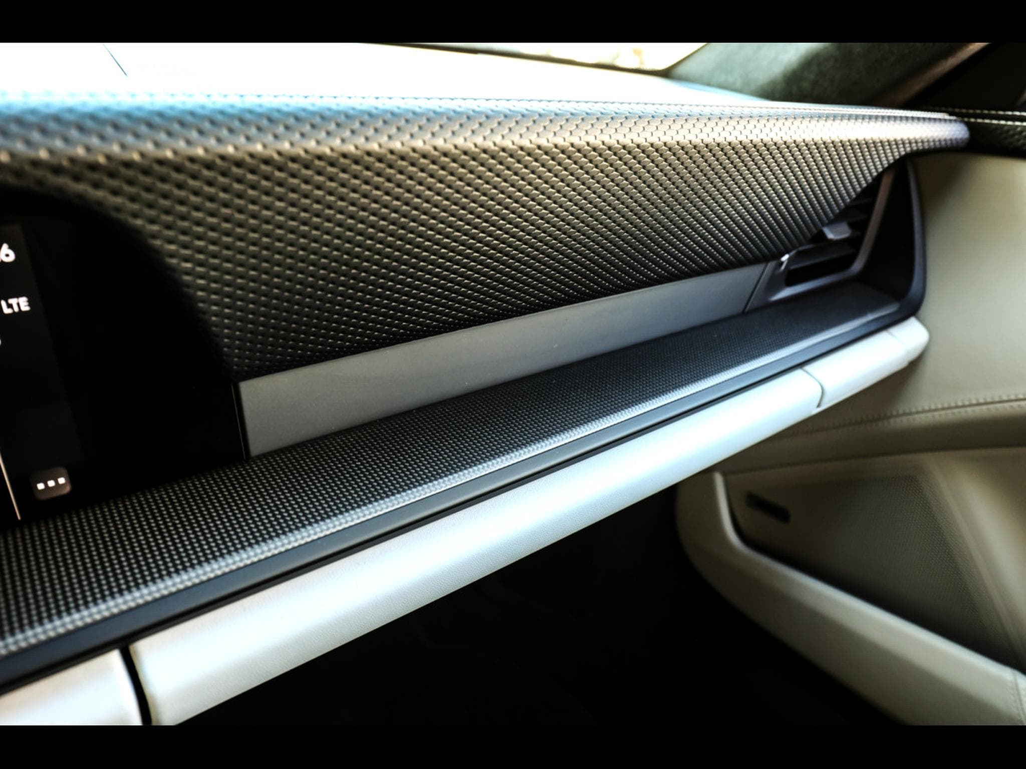 Porsche 911 (992.1) GT3 TOURING PDK – SONDERWUNSCH - VIOLA METALLIC PTS (2022) - Photo 20