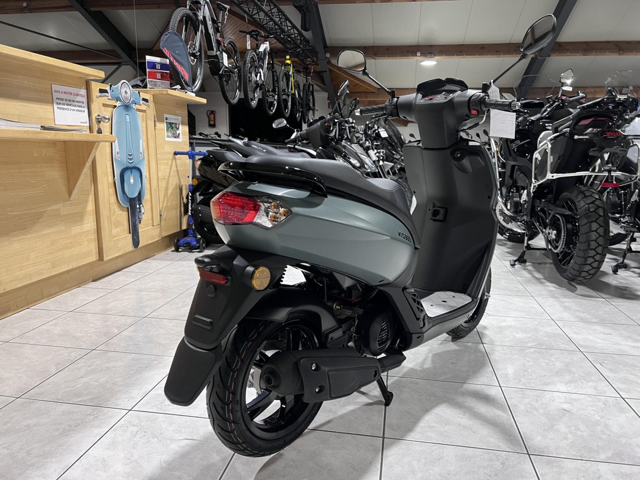 Peugeot Kisbee CL A   25 km/h (2026) - Foto 3