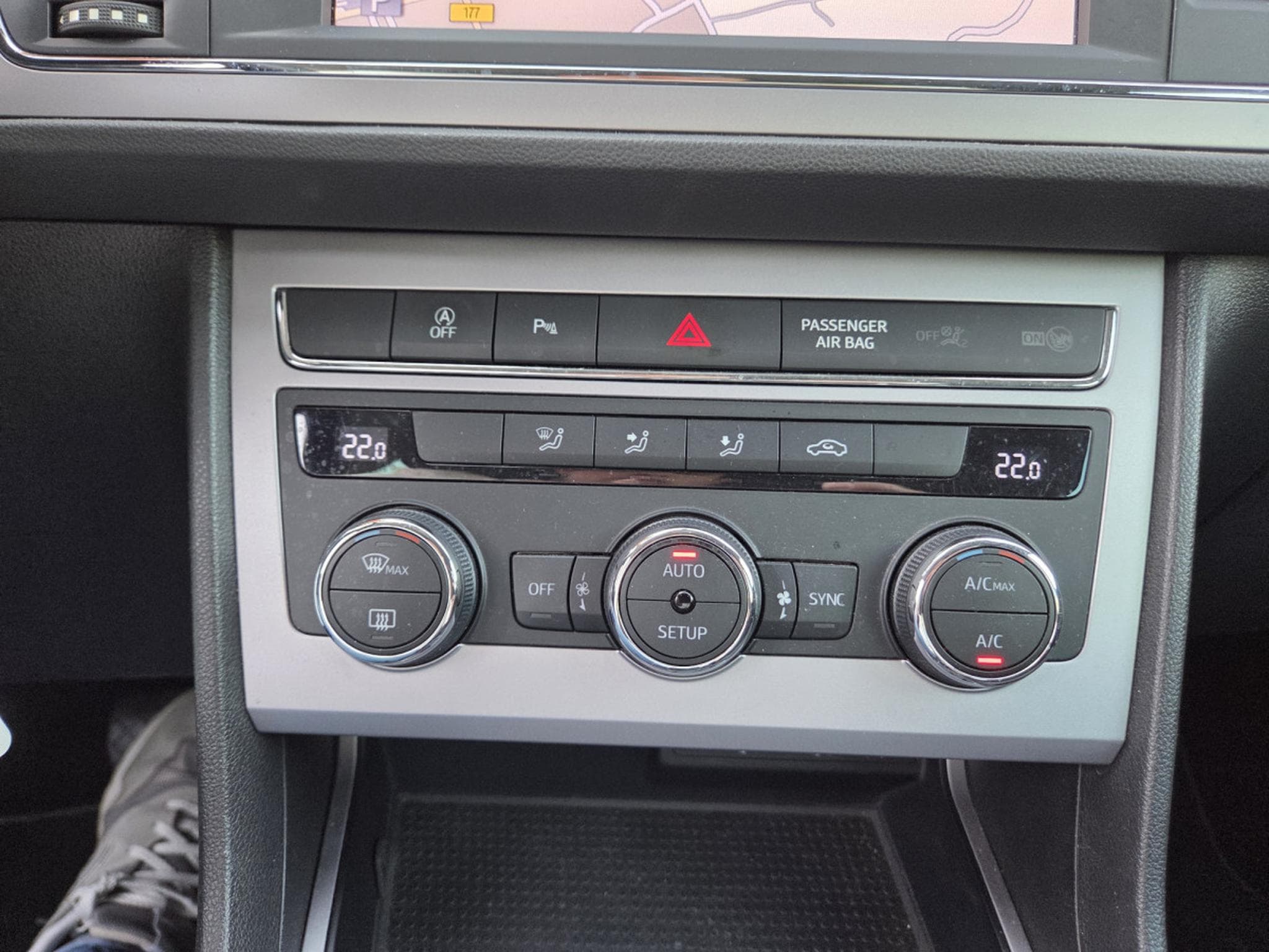 Seat Leon TDI DSG 150CV (2020) - Photo 15