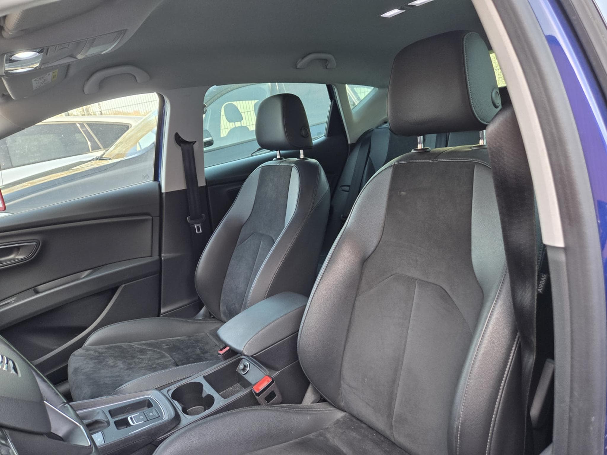 Seat Leon TDI DSG 150CV (2020) - Photo 8