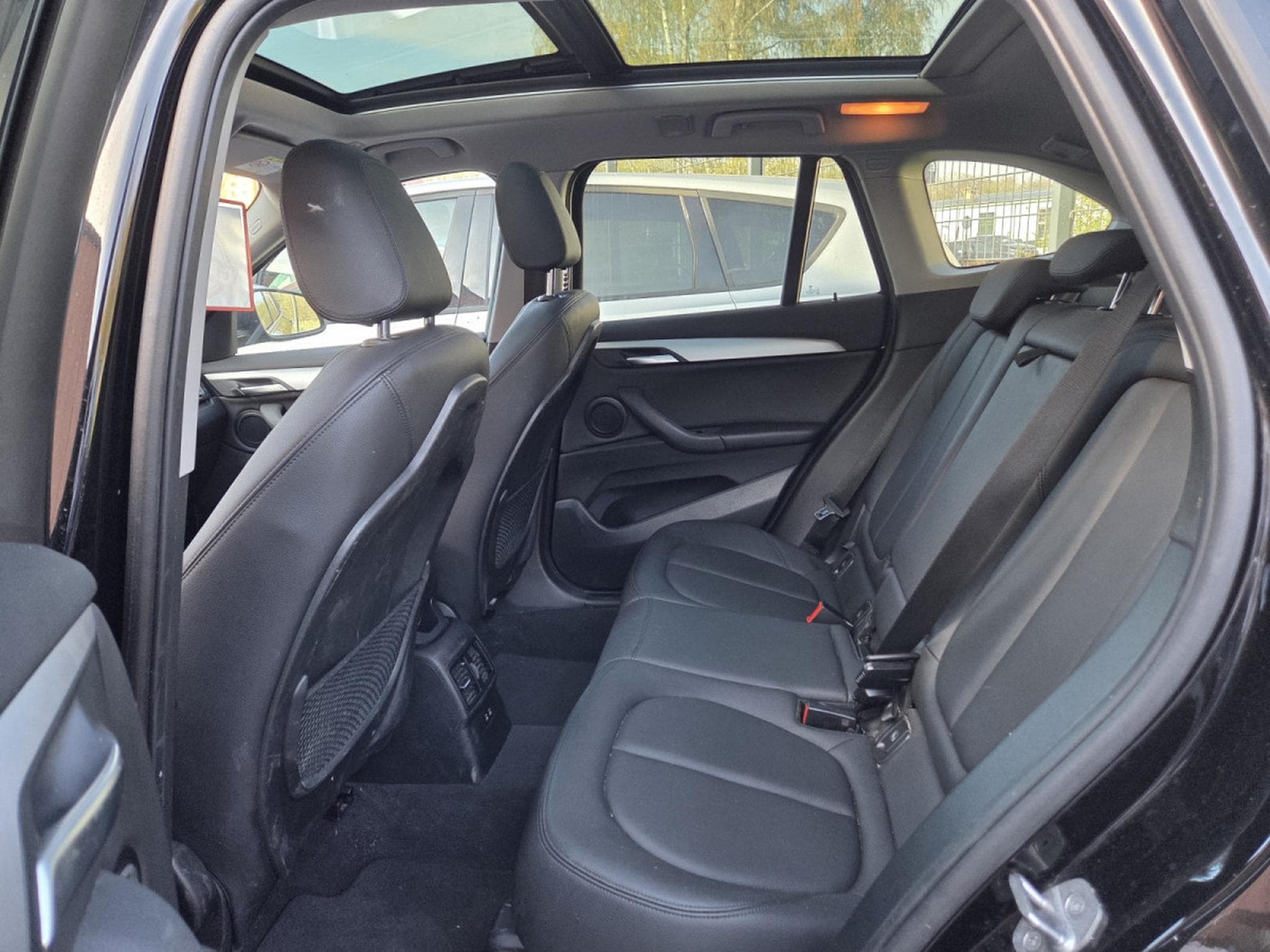 BMW X1 SDRIVE 18d 136CV (2022) - Photo 15