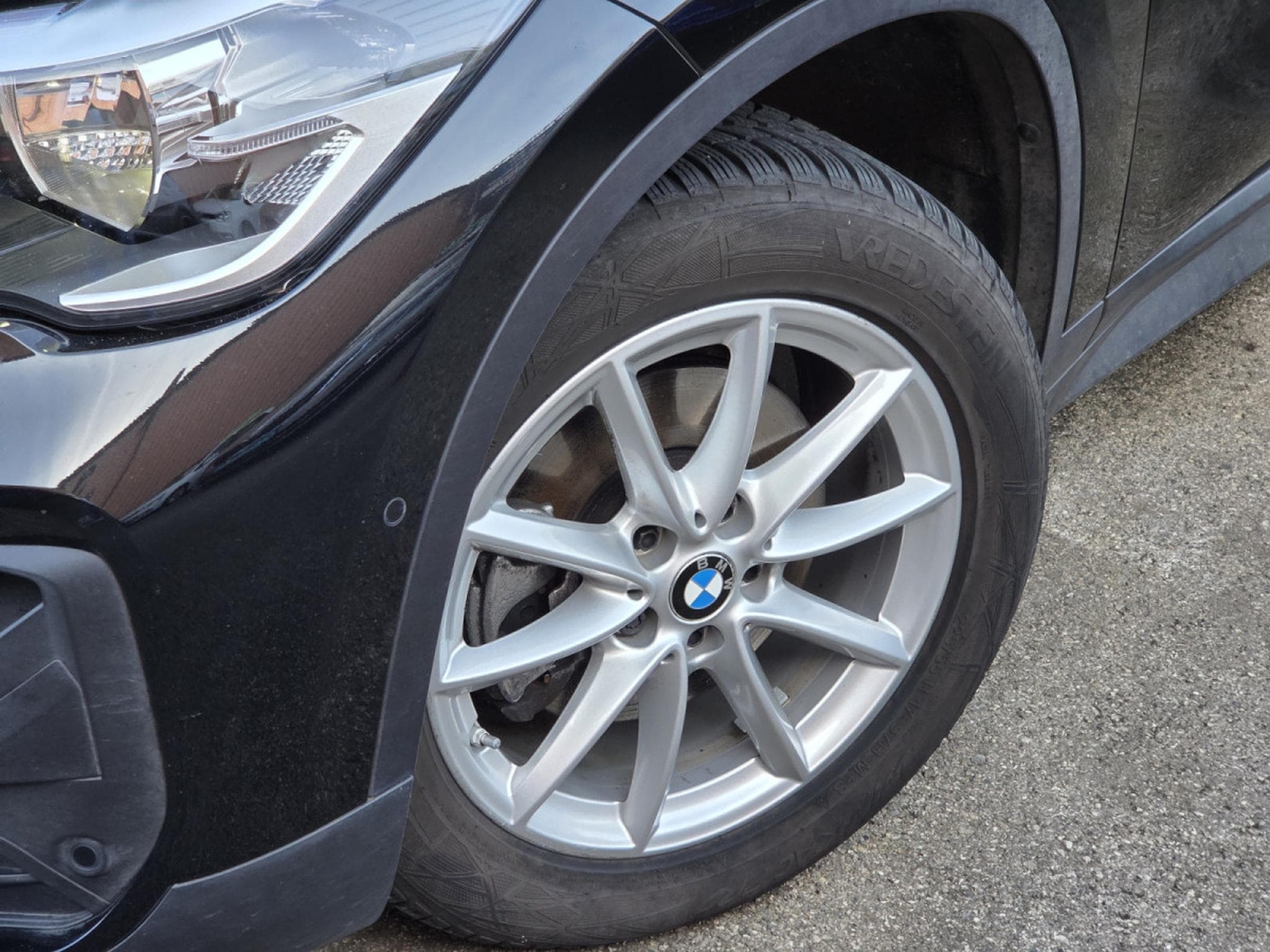 BMW X1 SDRIVE 18d 136CV (2022) - Photo 3