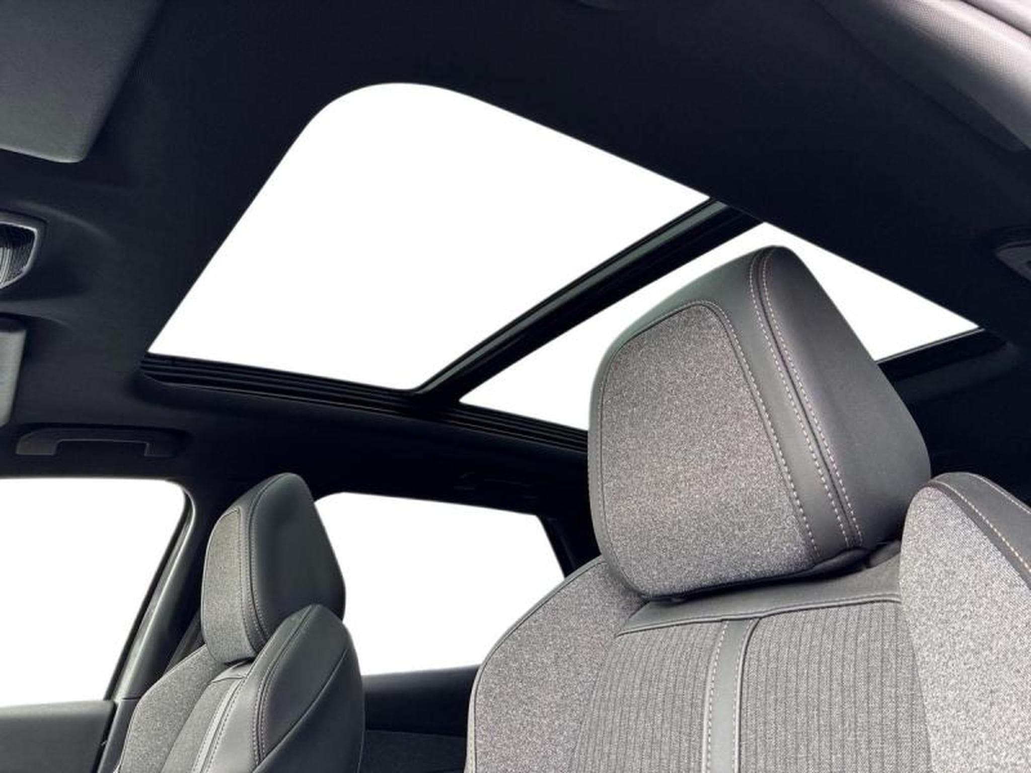 PEUGEOT 3008 HYBRID 225ch GT Line e-EAT8 10cv (2020) - Photo 10