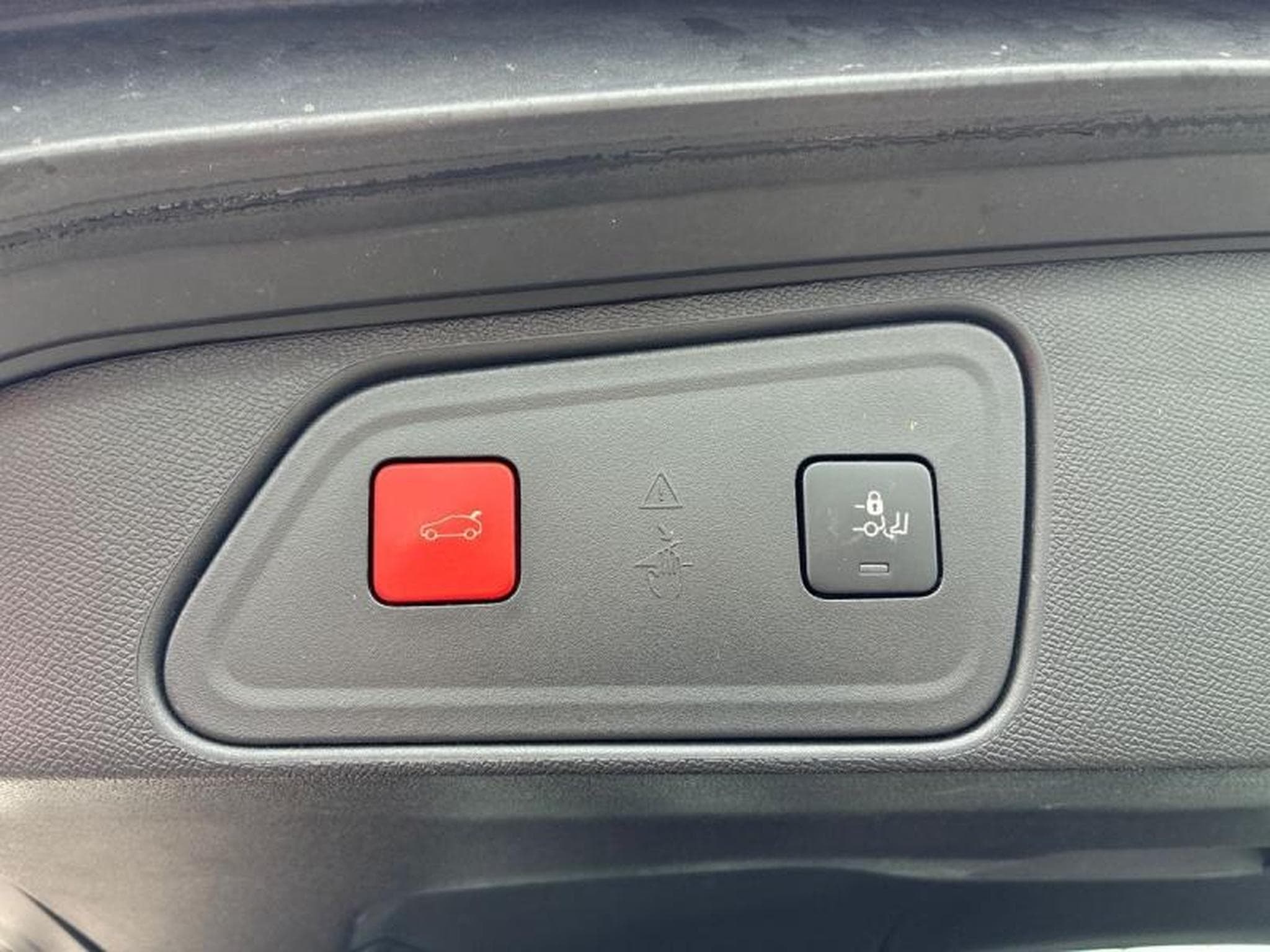 PEUGEOT 3008 HYBRID 225ch GT Line e-EAT8 10cv (2020) - Photo 11