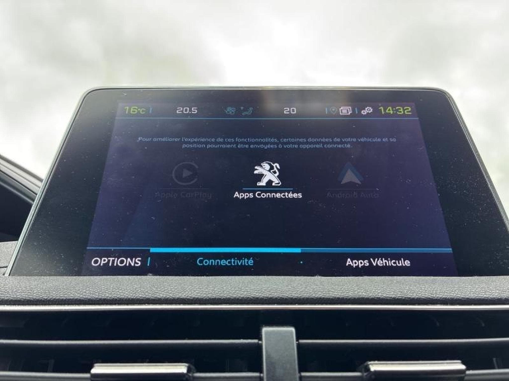 PEUGEOT 3008 HYBRID 225ch GT Line e-EAT8 10cv (2020) - Photo 6