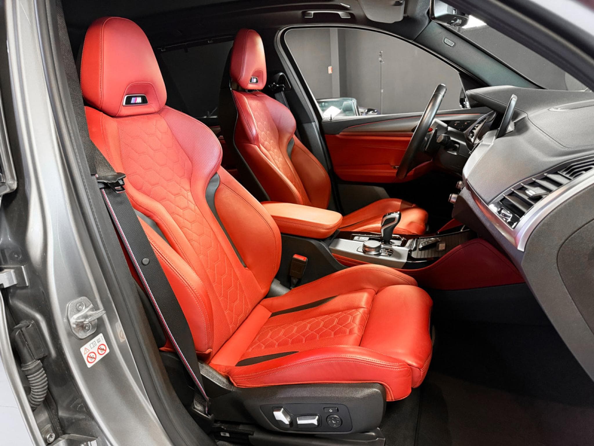 BMW X3M Competition (2021) - Photo 12