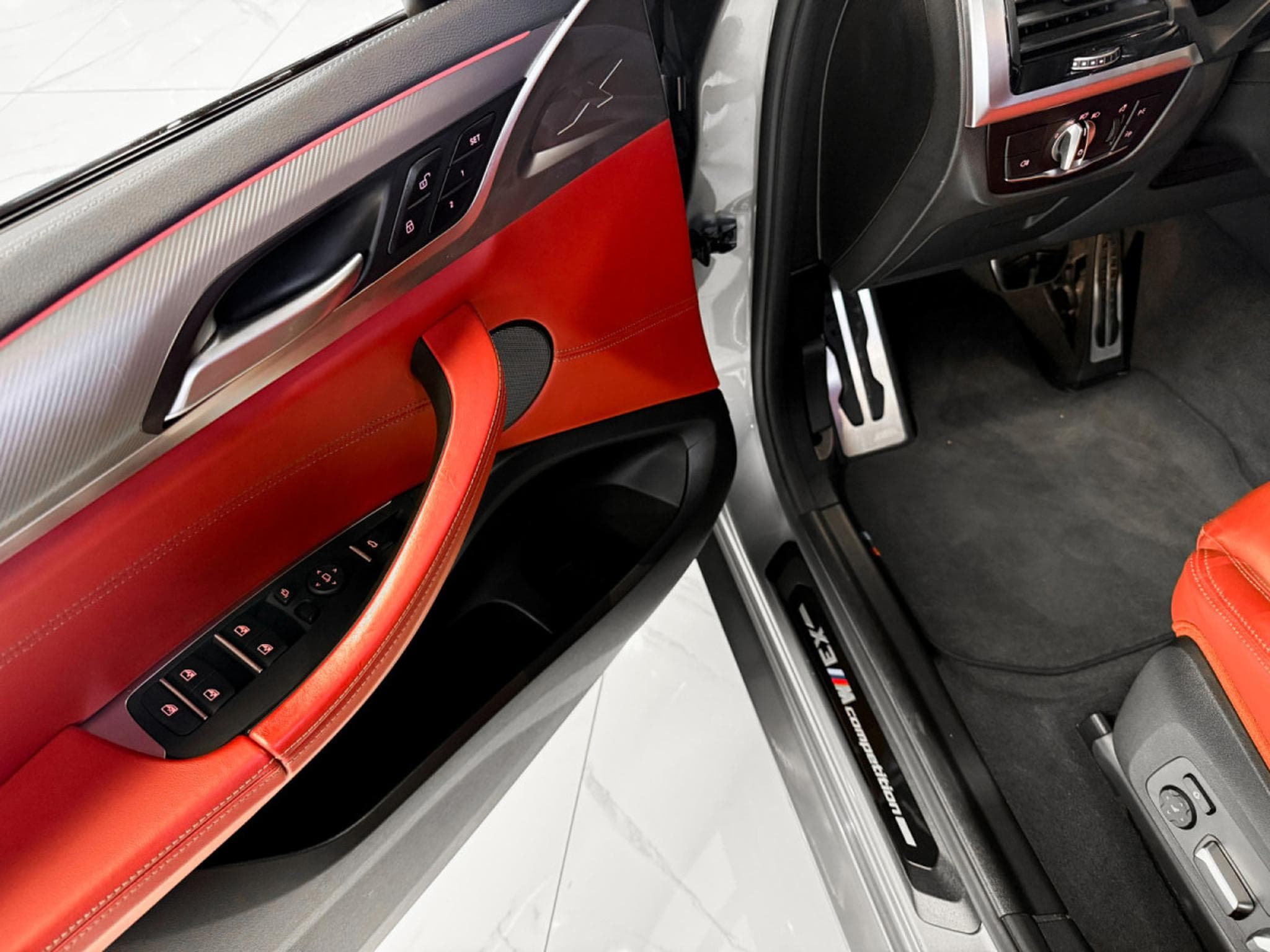 BMW X3M Competition (2021) - Photo 14