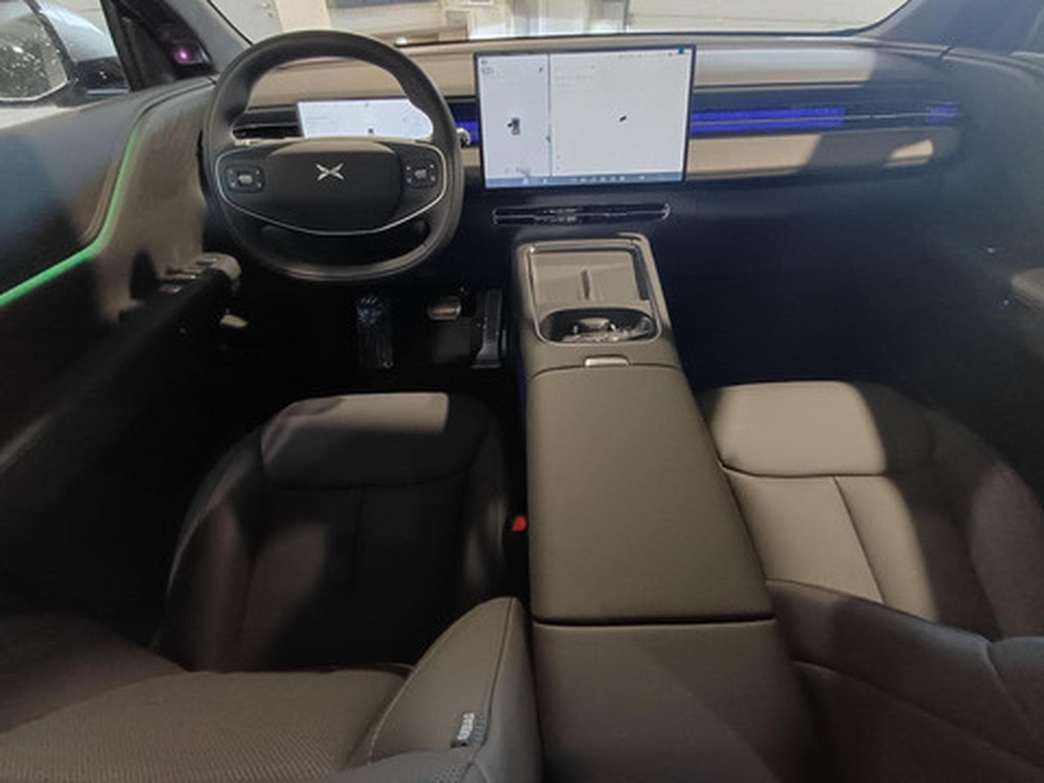 Xpeng G6 New AWD Performan BEV 81KWH Performance AWD (2026) - Photo 7