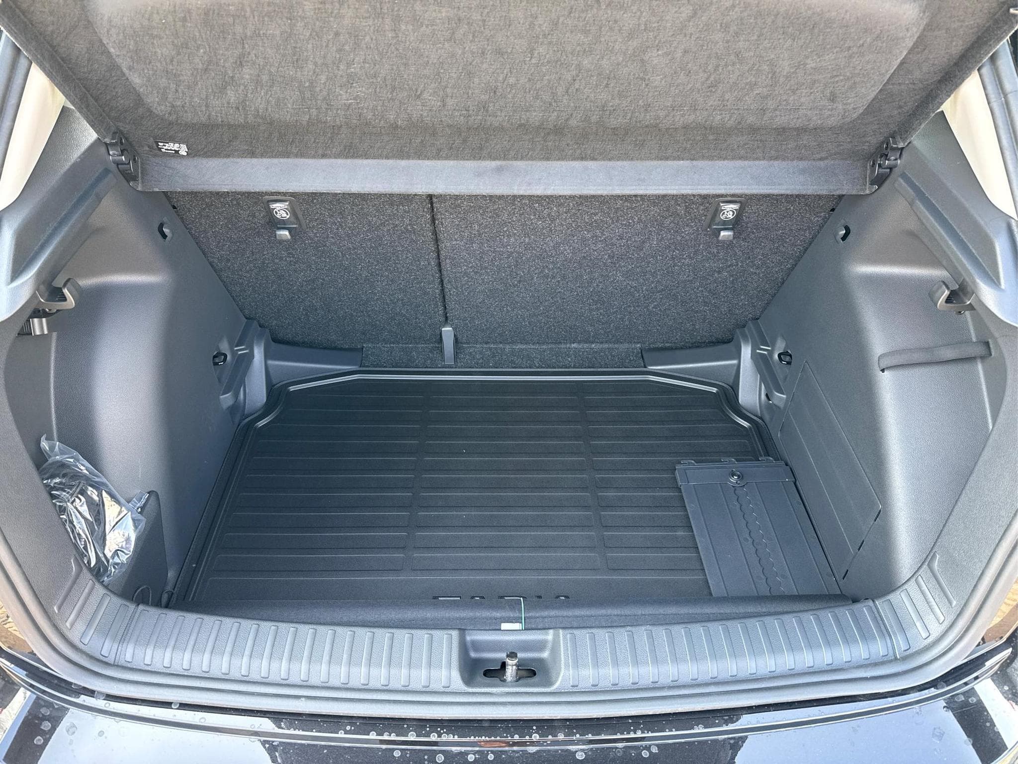 Skoda Fabia Sondermodell 130 Jahre (2026) - Foto 10