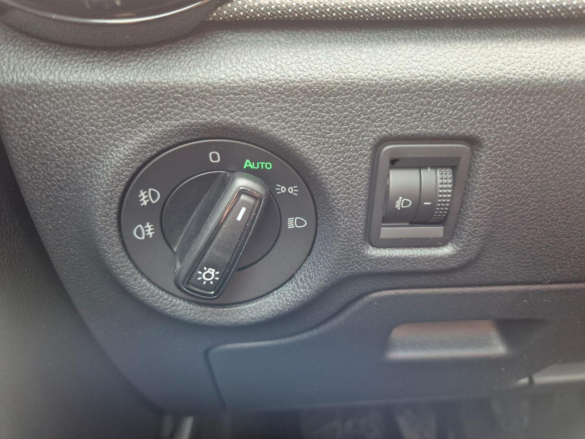 Skoda Fabia 1.0 TSI 95PS (2026) - Foto 14