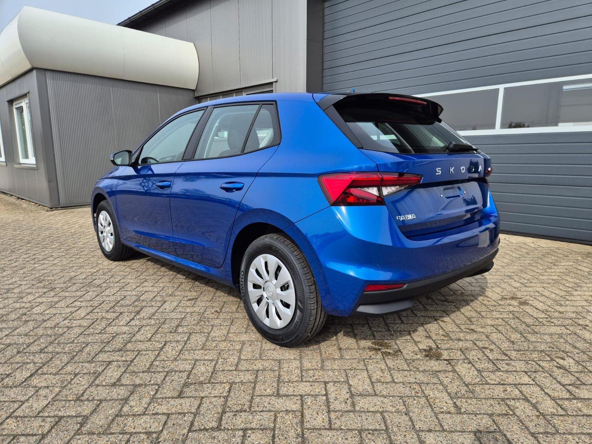 Skoda Fabia 1.0 TSI 95PS (2026) - Photo 3