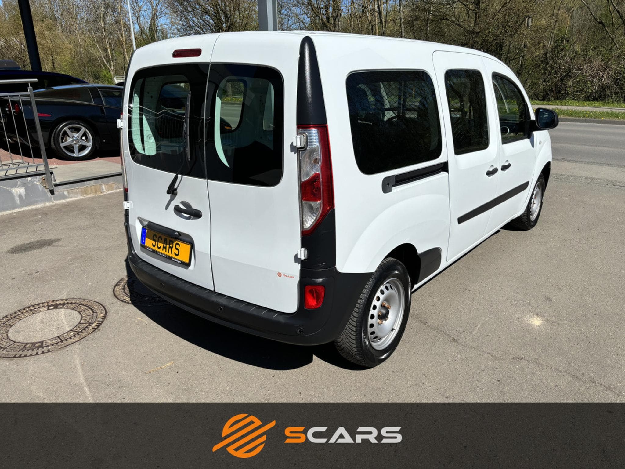 Renault Kangoo 1.5 DCI Maxi L2  95cv (2021) - Foto 4