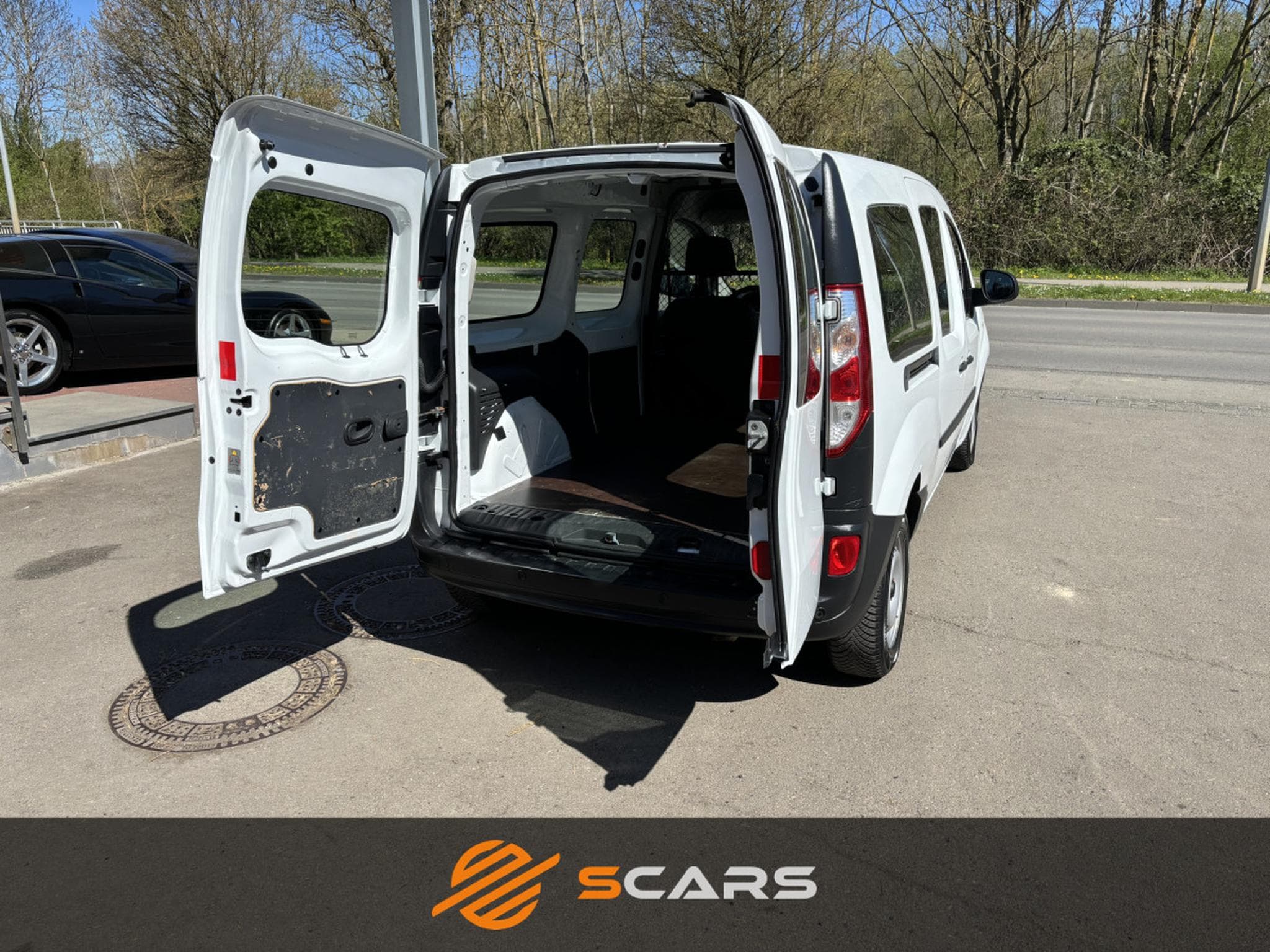 Renault Kangoo 1.5 DCI Maxi L2  95cv (2021) - Foto 8