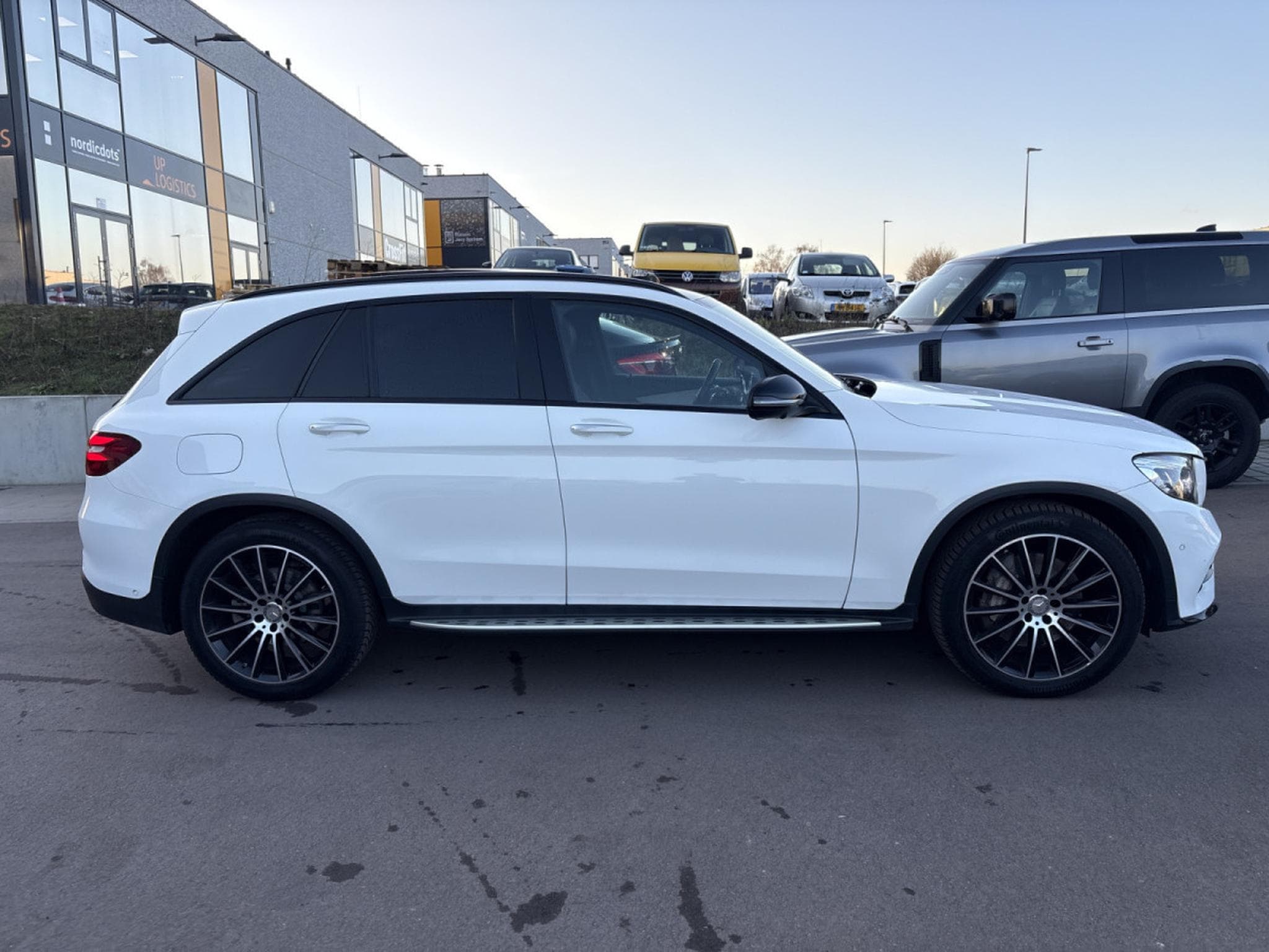 Mercedes GLC 250 250 d AMG 4Matic/PANO/360°/LED/20/AHK/BURMESTER (2016) - Photo 22