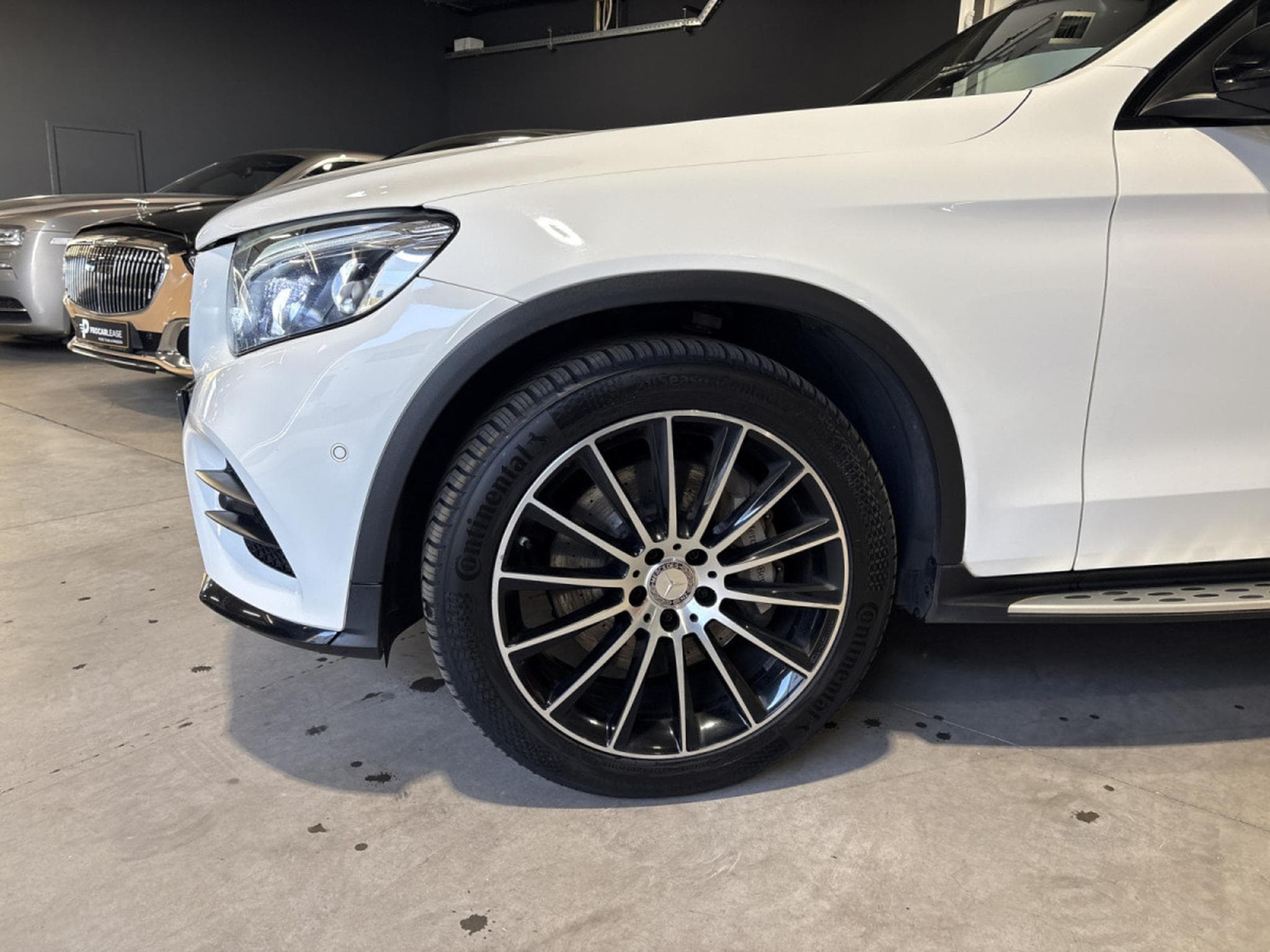 Mercedes GLC 250 250 d AMG 4Matic/PANO/360°/LED/20/AHK/BURMESTER (2016) - Photo 4