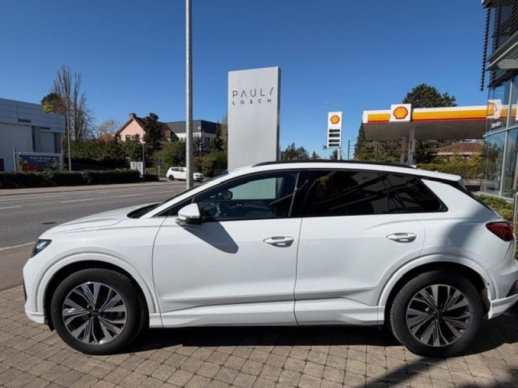 Audi Q4 e-tron 45 e-tron (2024) - Photo 5