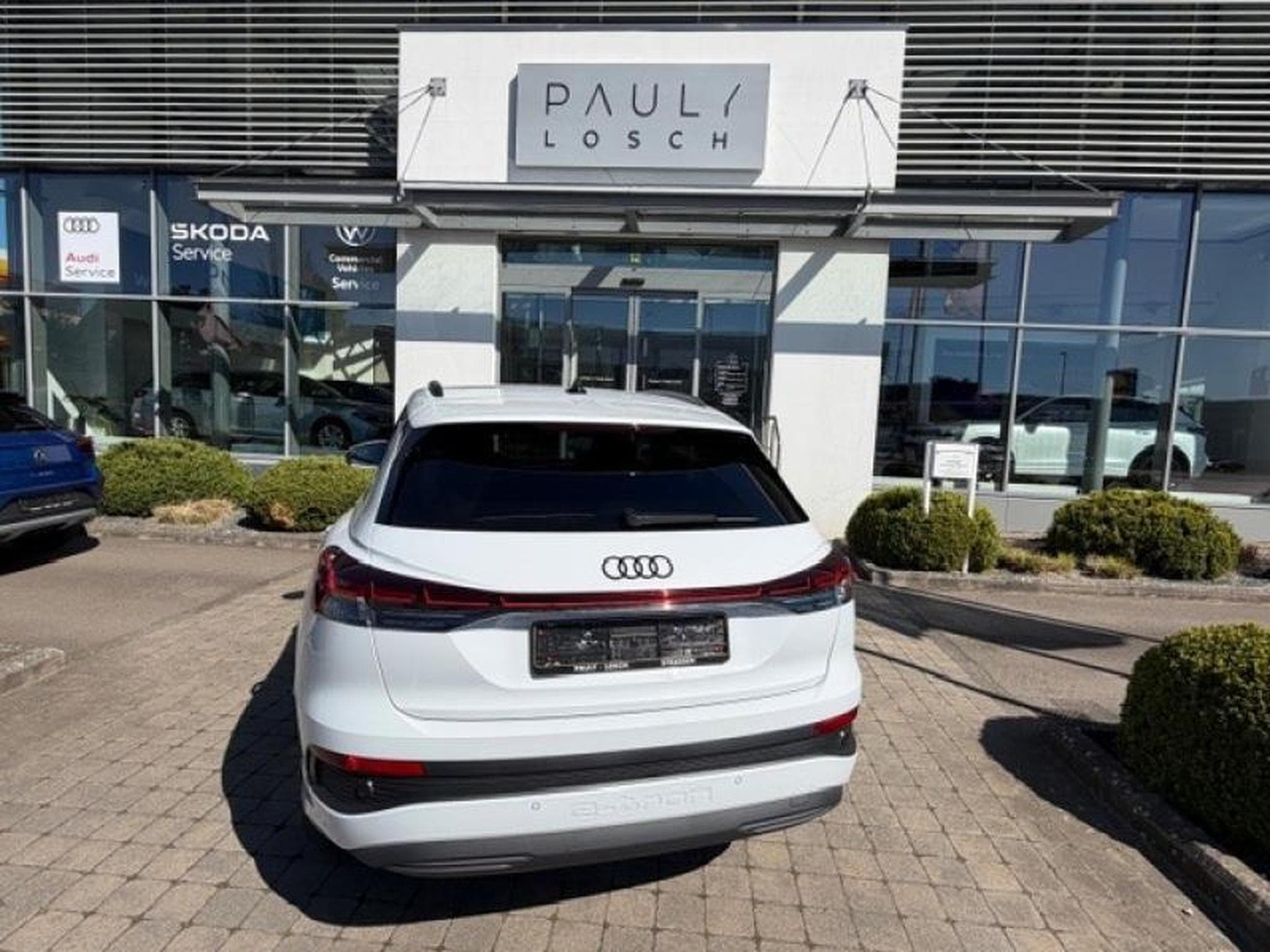 Audi Q4 e-tron 45 e-tron (2024) - Photo 8