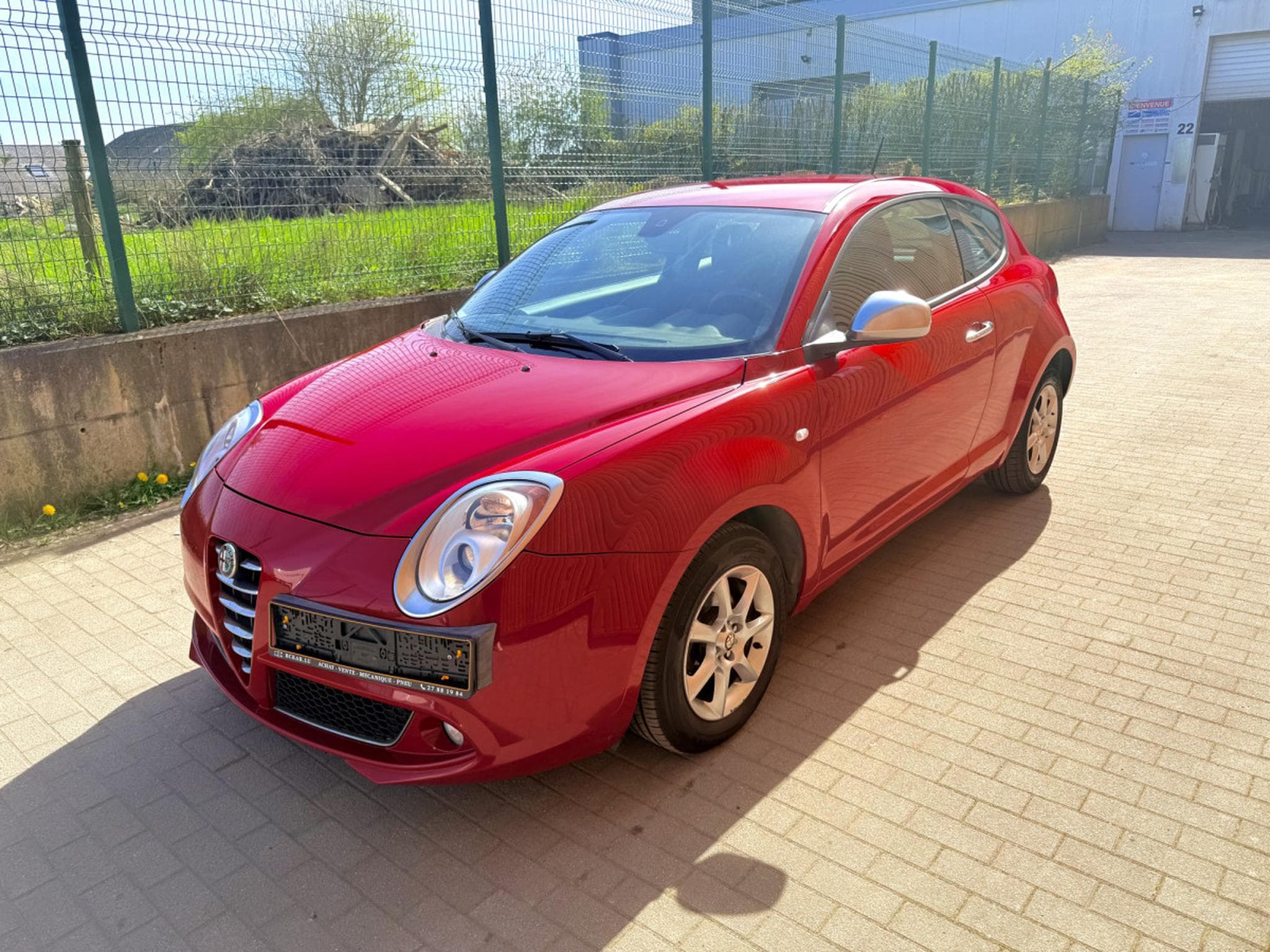Alfa-Romeo Mito 1.4i Turismo clim (2012) - Photo 1