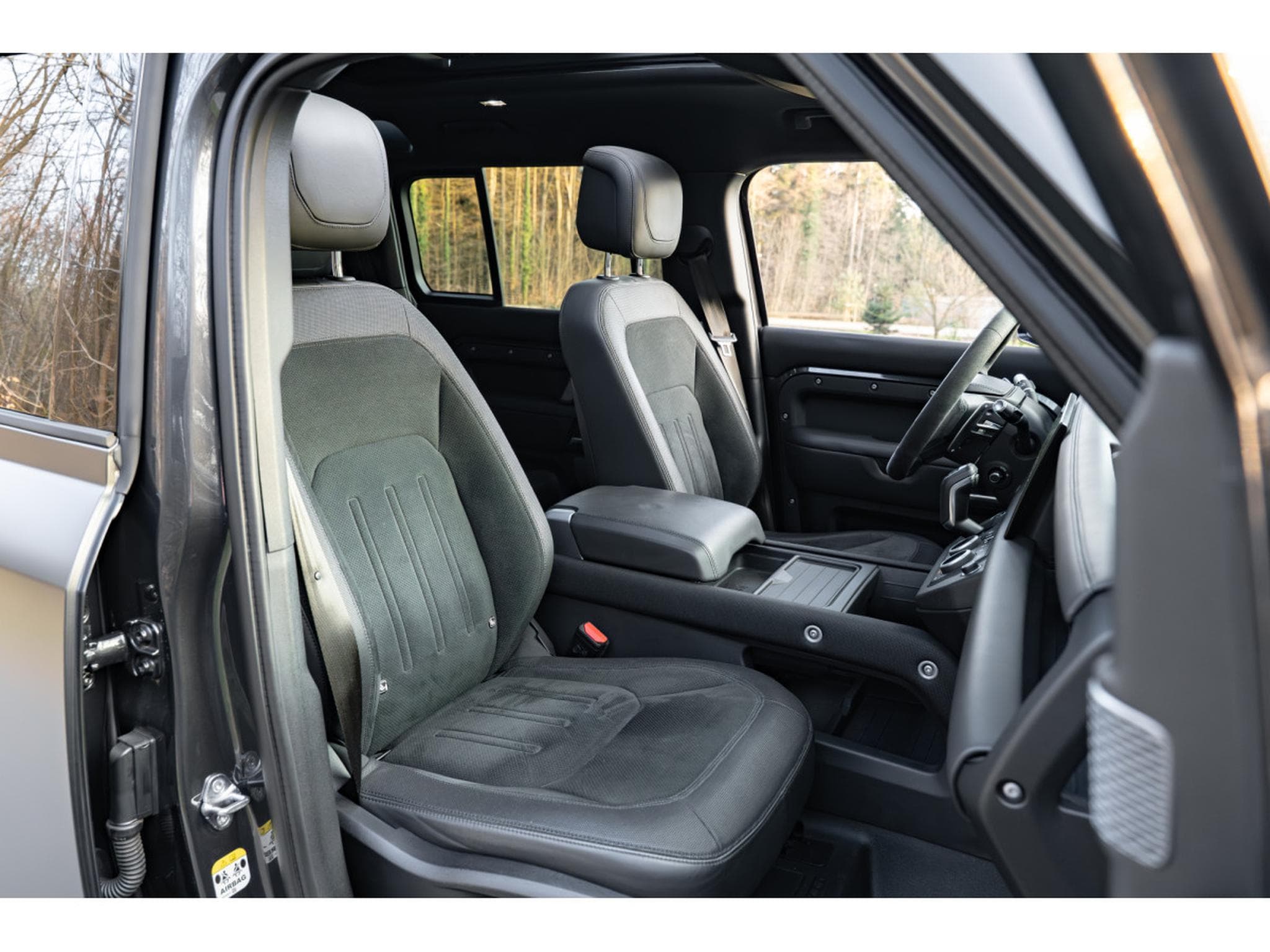 Land-Rover Defender 110 V8 - Meridian Surround - Toit panoramique - Caméra 360° (2022) - Photo 12